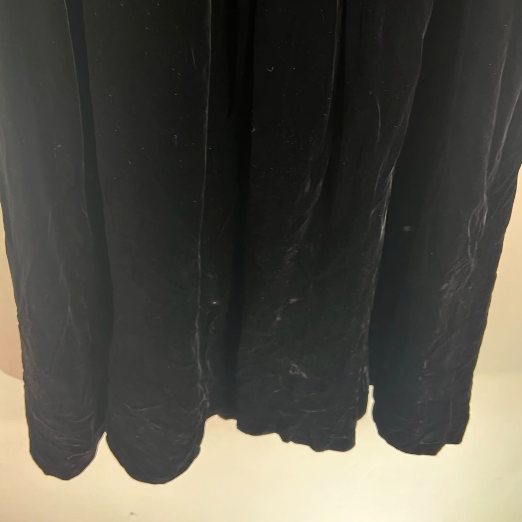 Vintage Vintage 1950s Black Faux Fur Midi Coat Women’s Medium Eveningwear Vegan Friendly Faux Fur Braided Frog Closures Slip-on Style Size M / US 6-8 / IT 42-44 - 7 Thumbnail