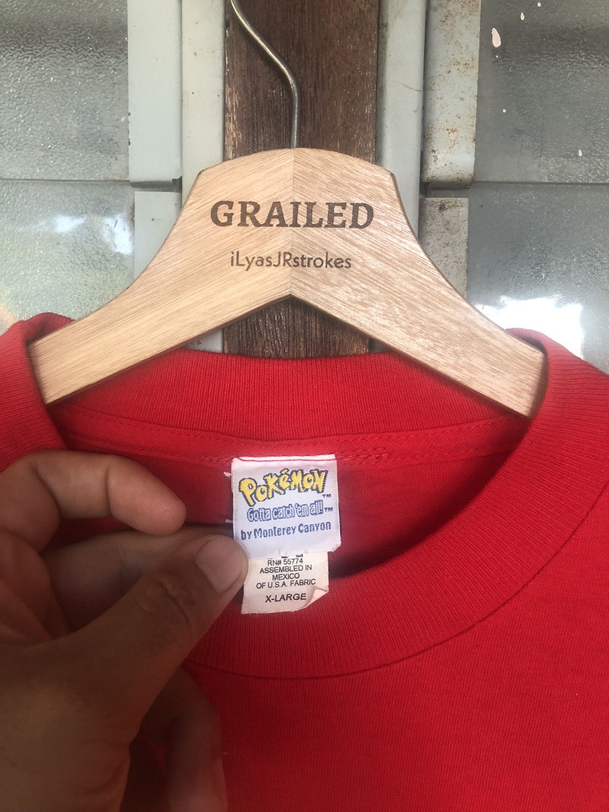 Vintage Grail Vintage 2000's Nintendo Pokemon Pikachu Red Tee Size US XL / EU 56 / 4 - 14 Thumbnail