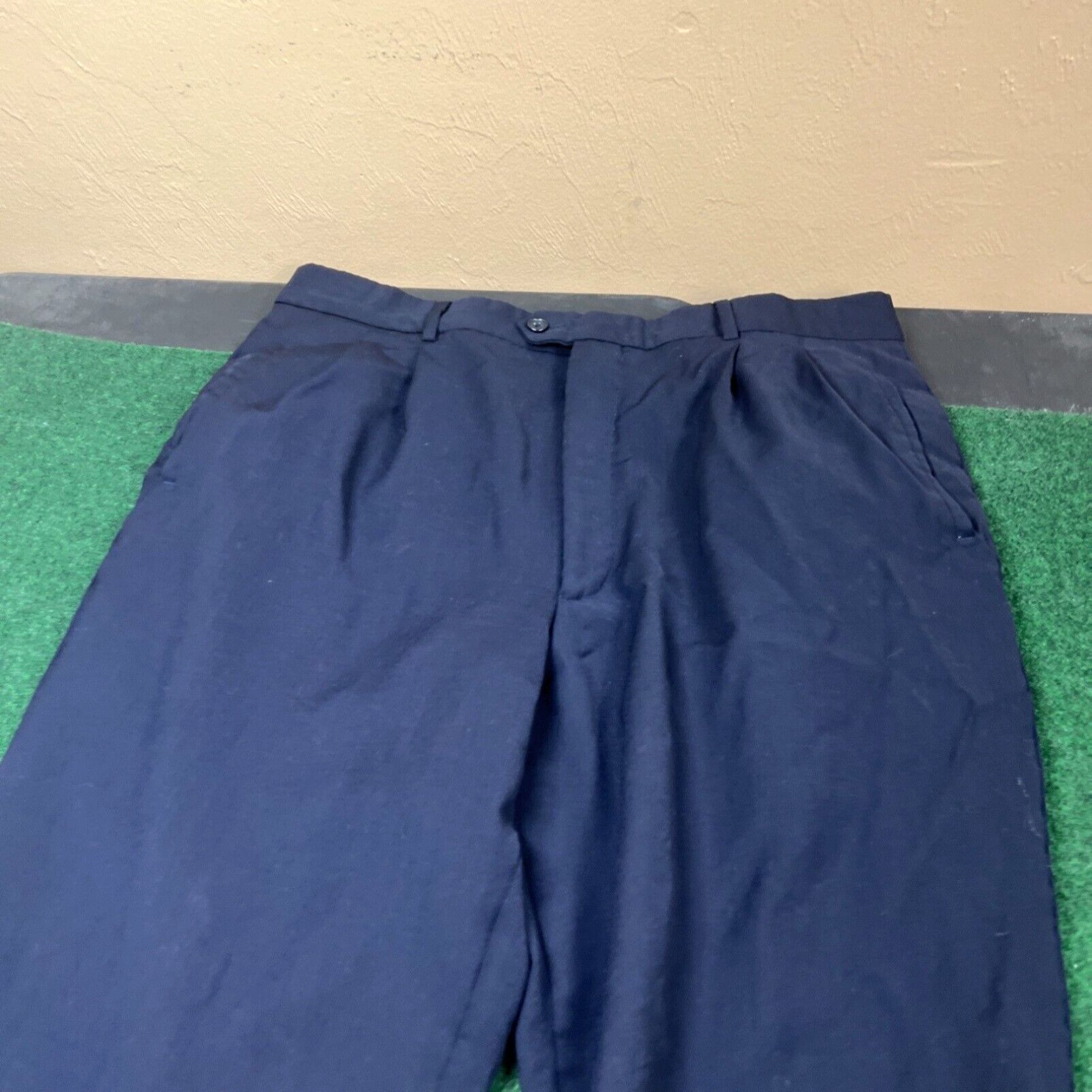 Vintage Mens Giorgio Sanetti Navy Super 100s Italy Pleated Cuffed Dress Pants 36 x 30 Size US 36 / EU 52 - 2 Thumbnail