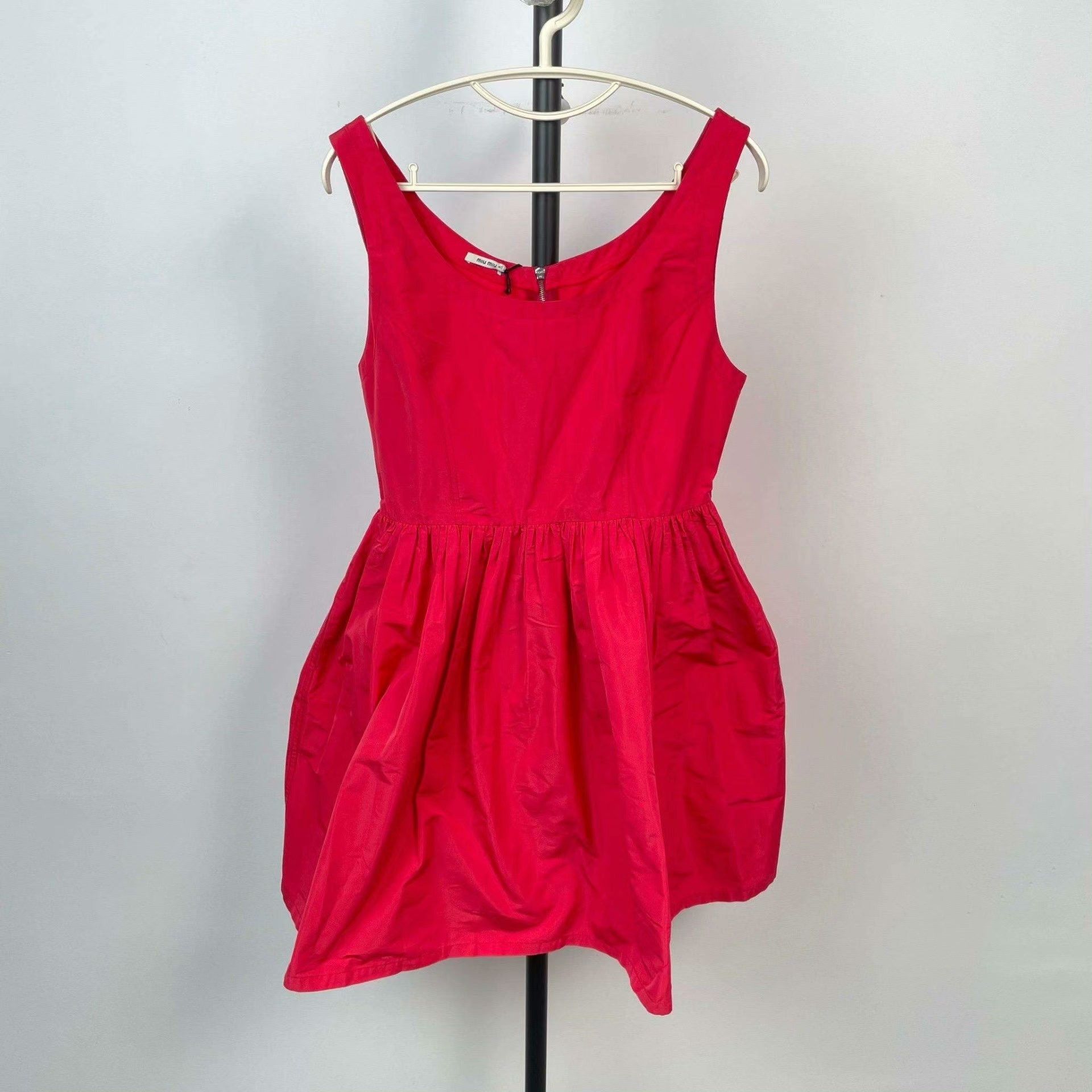 Miu Miu Miu Miu Red Dress 40 Women Size M / US 6-8 / IT 42-44 - 1 Thumbnail