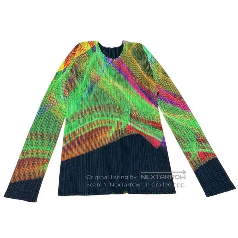 Issey Miyake Green Long-Sleeve Top