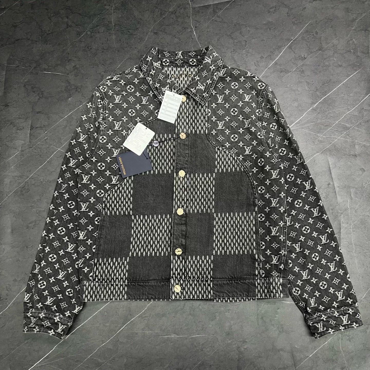 Louis Vuitton Louis Vuitton Patchwork Gray Light Jacket Men Size US M / EU 48-50 / 2 - 1 Thumbnail