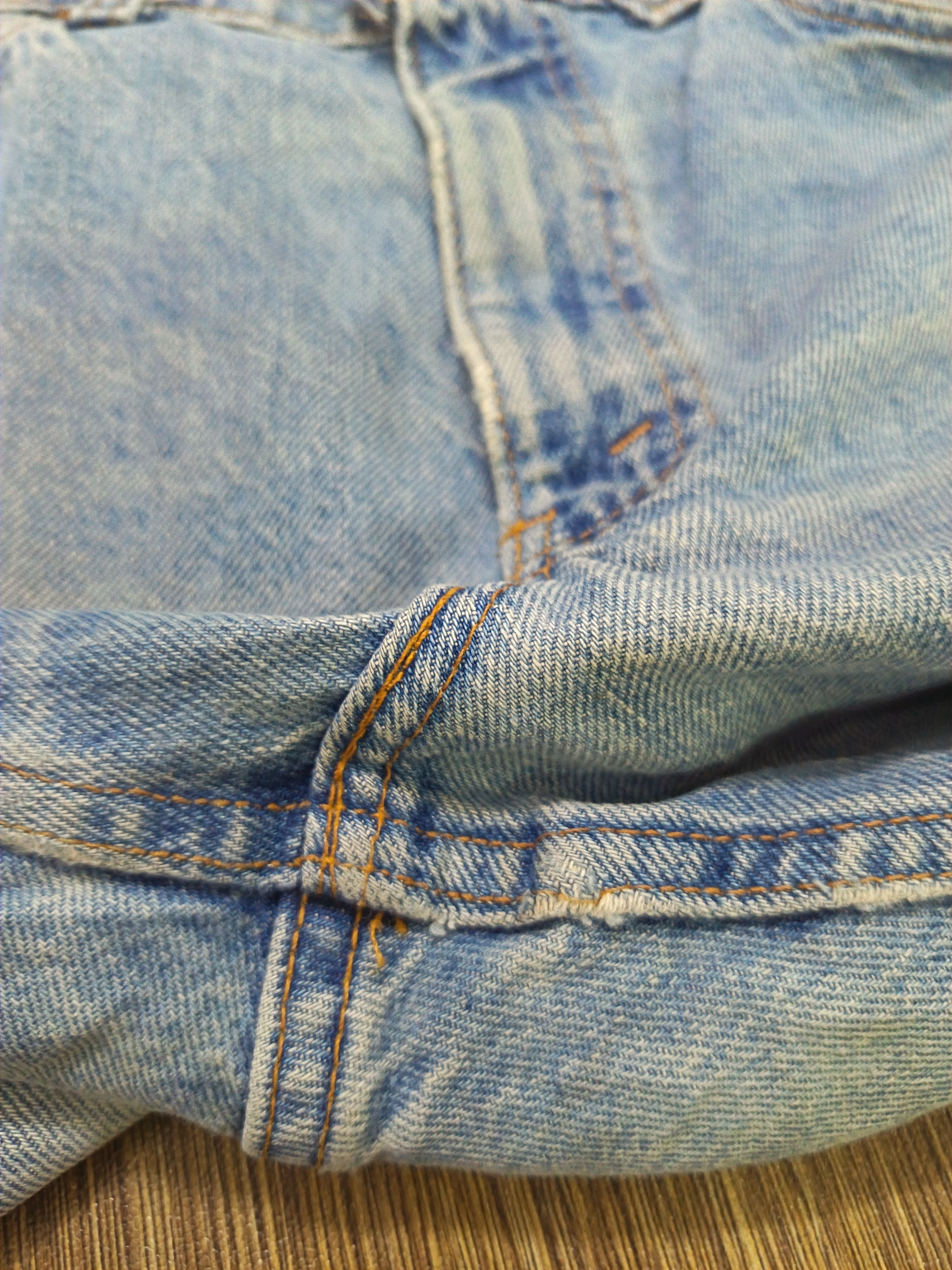 Levi's Vintage Clothing Vintage distressed Levi's 555 oren tab Size US 32 / EU 48 - 18 Thumbnail