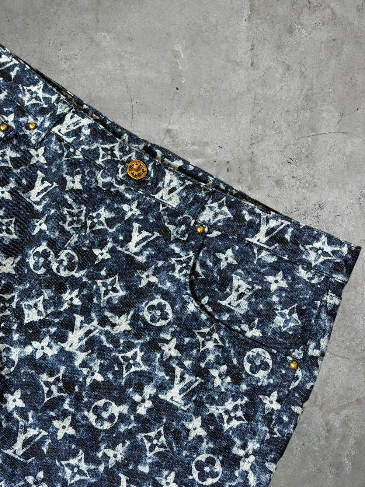 Louis Vuitton Louis Vuitton Monogram Denims Size US 31 - 4 Thumbnail