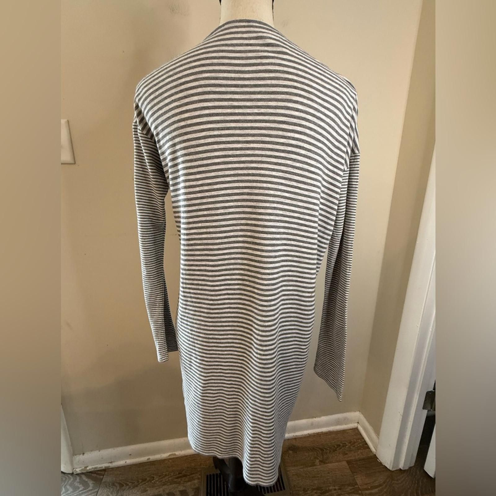 Other J. Jill gray white striped midi sheath dress pockets SZ XS Size XS / US 0-2 / IT 36-38 - 4 Thumbnail