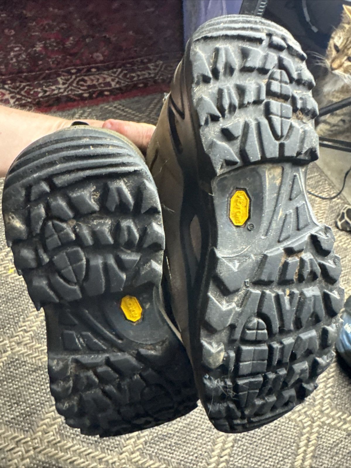 LOWA LOWA Renegade GTX Mid Women’s Hiking Boots 6.5 Wide Size US 6.5 / IT 36.5 - 4 Thumbnail