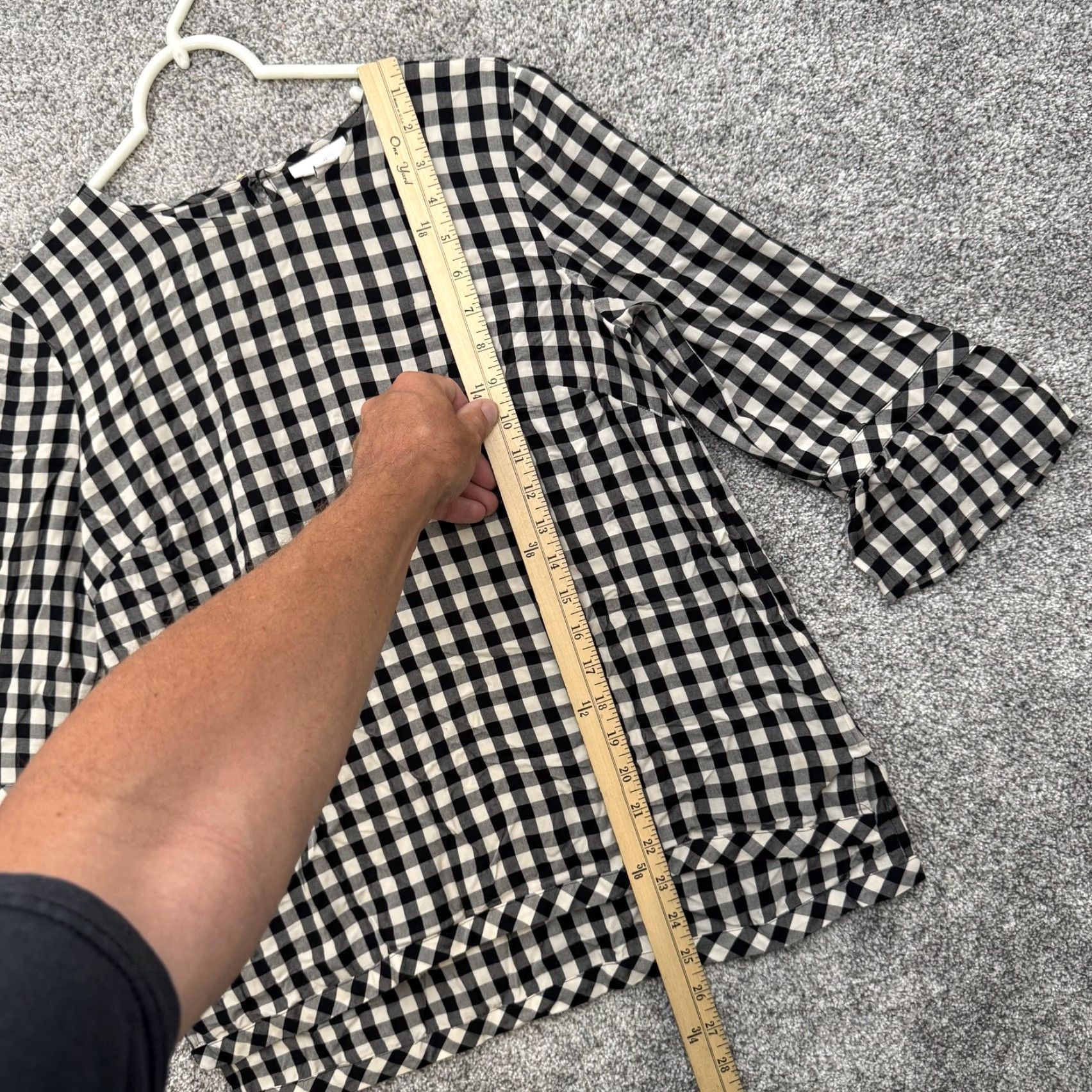 J. Jill J Jill Top Small Black White Gingham Check Ruffle Sleeve Prairie Cottagecore Blouse Bell Sleeve Crew Neck 3/4 Sleeve Women S Rayon Size S / US 4 / IT 40 - 2 Thumbnail