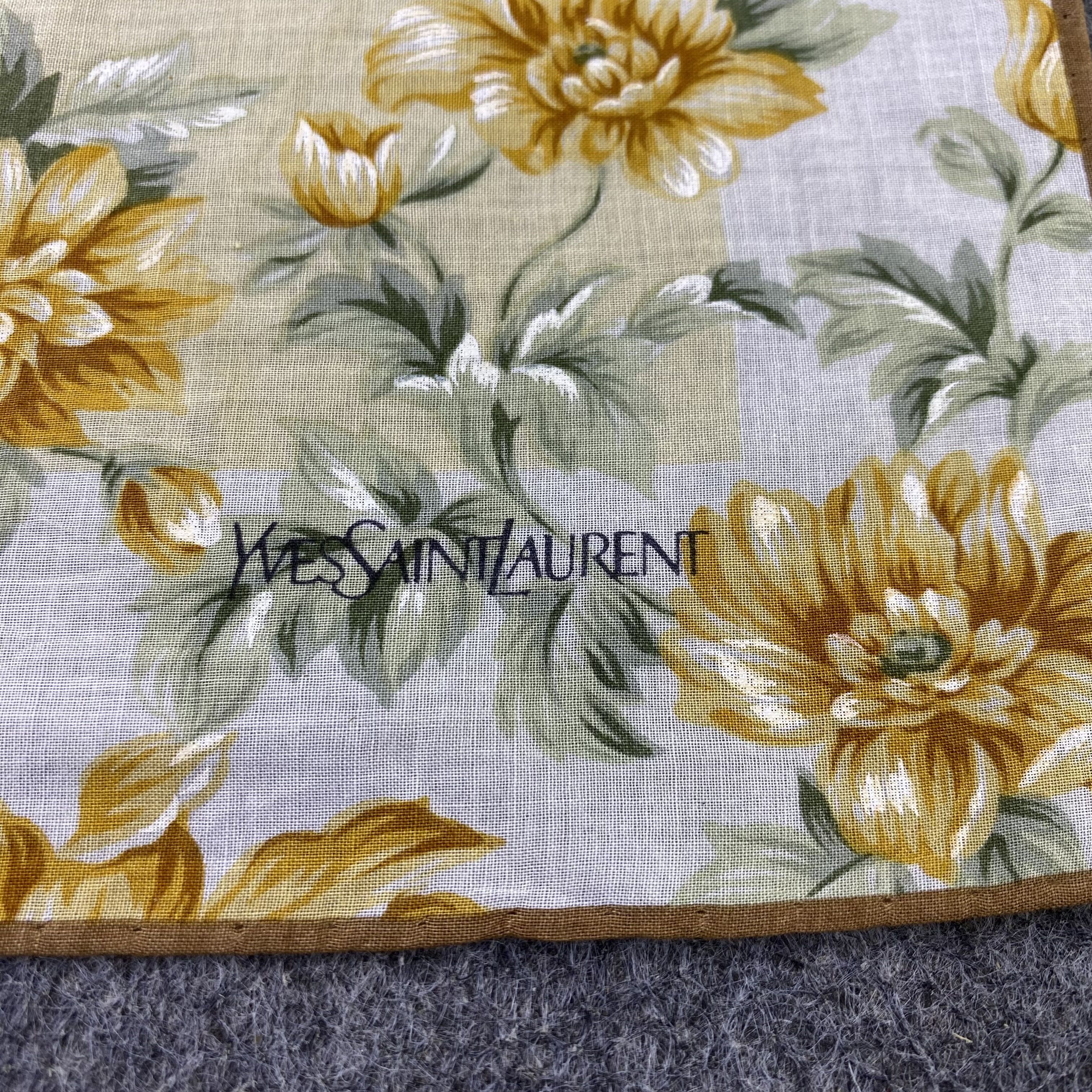 Yves Saint Laurent Yves Saint Laurent Handkerchief Neckerchief Bandana-B1829 Size ONE SIZE - 7 Thumbnail