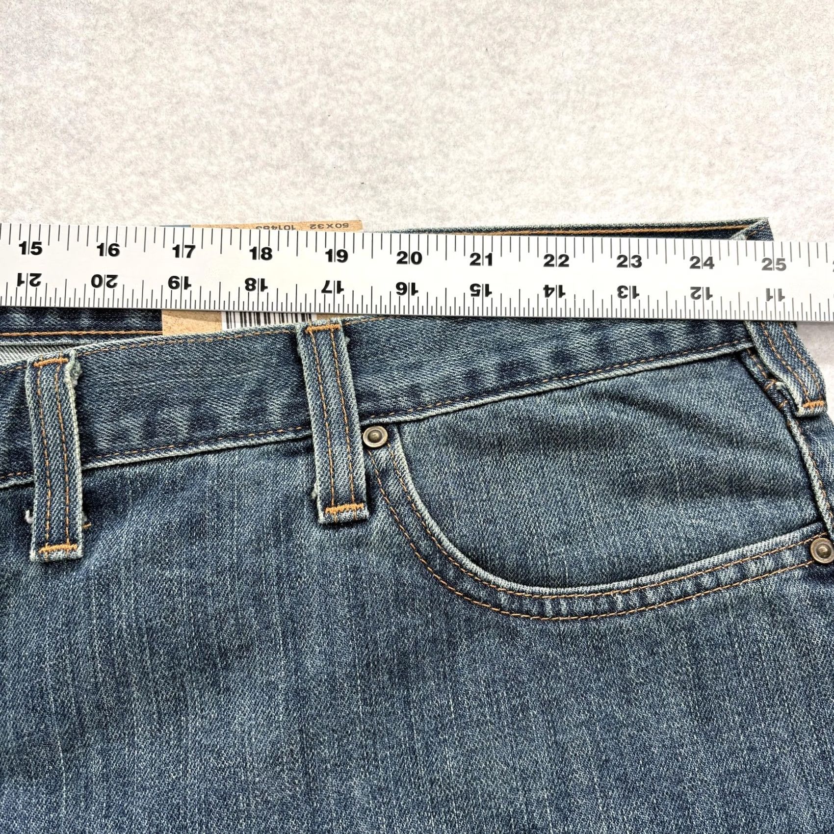 Carhartt VINTAGE Carhartt Holter Jeans Mens 50x32 Blue Medium Wash Relaxed Straight Denim NWT Size US 34 / EU 50 - 5 Thumbnail