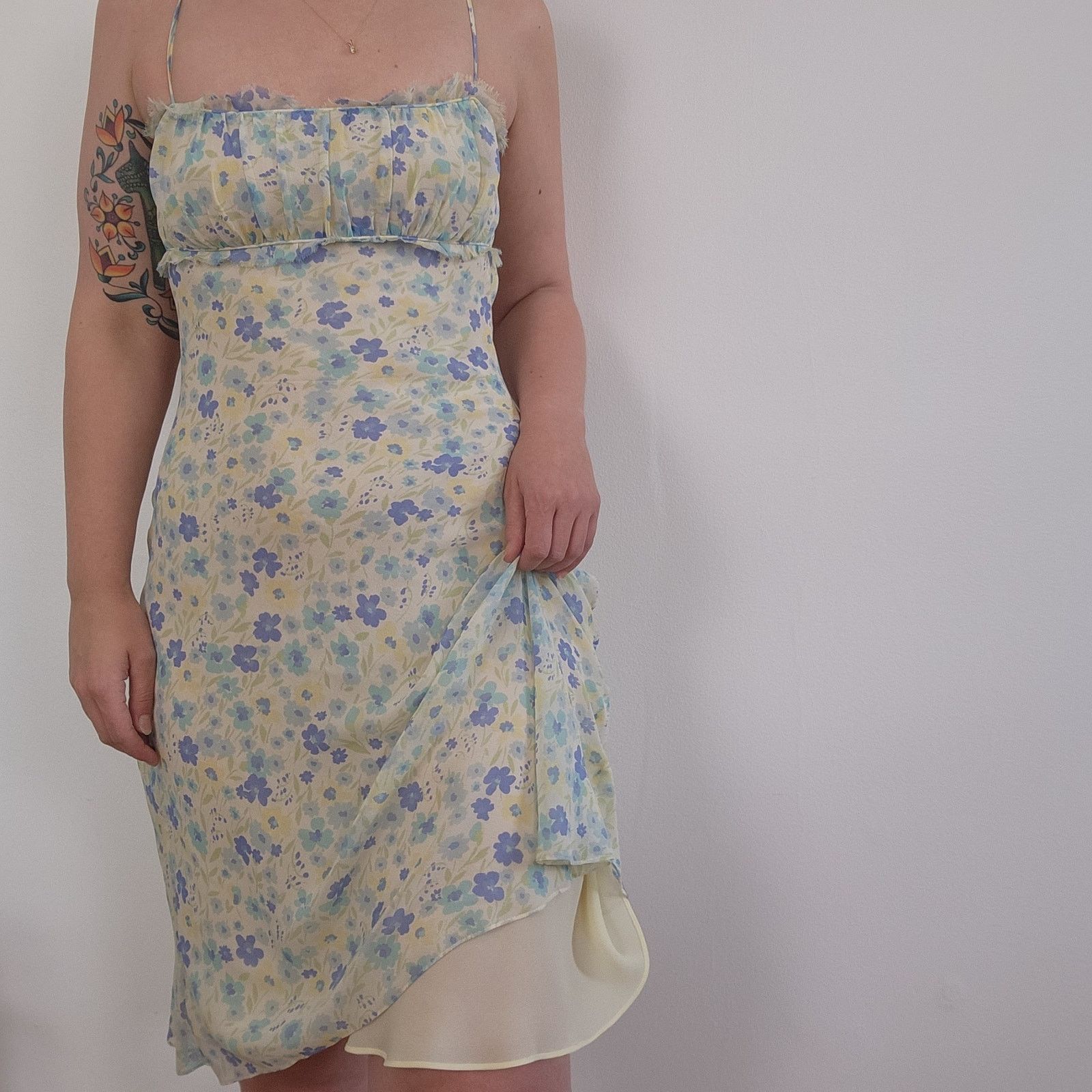 Express Express Silk Flower Babydoll Dress 3/4 Size S / US 4 / IT 40 - 3 Thumbnail