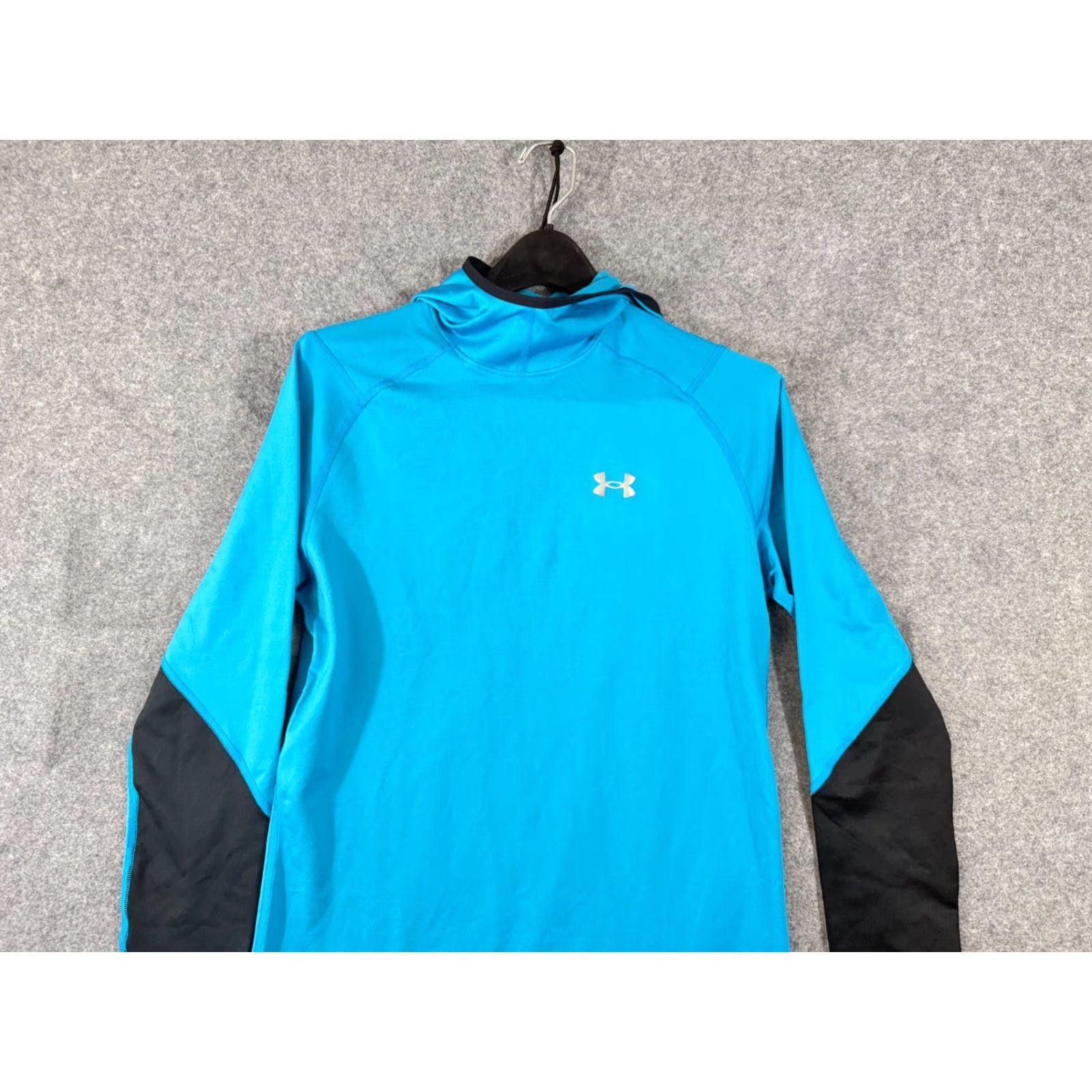 Under Armour Under Armour Hooded Shirt Womens M Blue Stretch ColdGear Fitted Long Sleeve NWOT Size M / US 6-8 / IT 42-44 - 2 Thumbnail