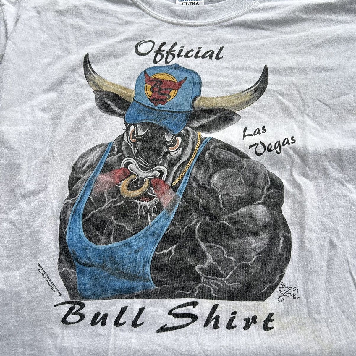 Vintage Vintage 90s Bull Shirt Las Vegas Bull Graphic T Shirt Size US XL / EU 56 / 4 - 9 Thumbnail