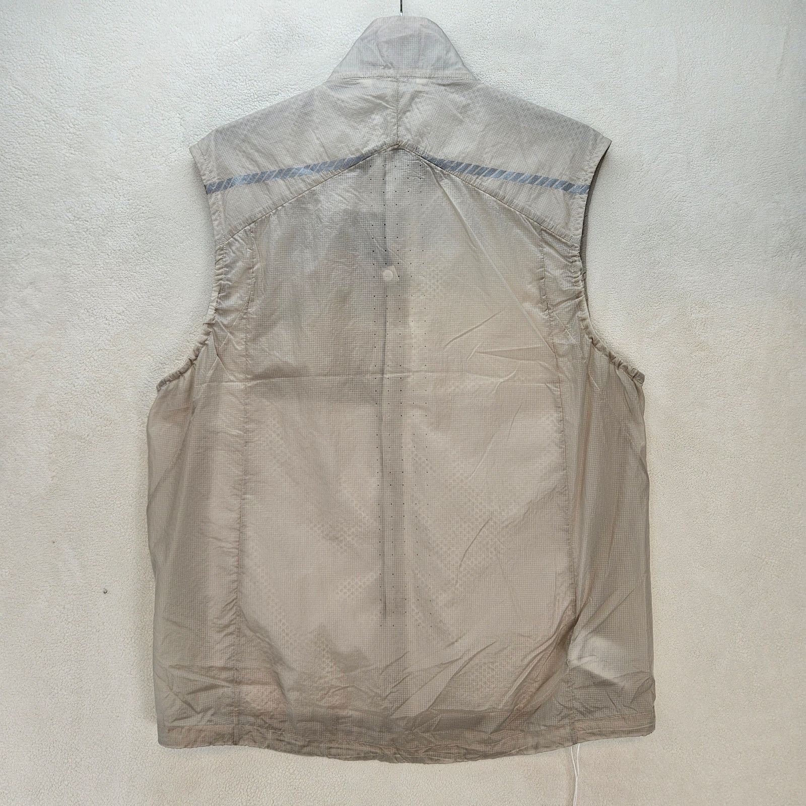 Salomon SALOMON MEN'S XL SENSE FLOW VEST RAINY DAY BEIGE C22744 NWT Size US XL / EU 56 / 4 - 7 Thumbnail