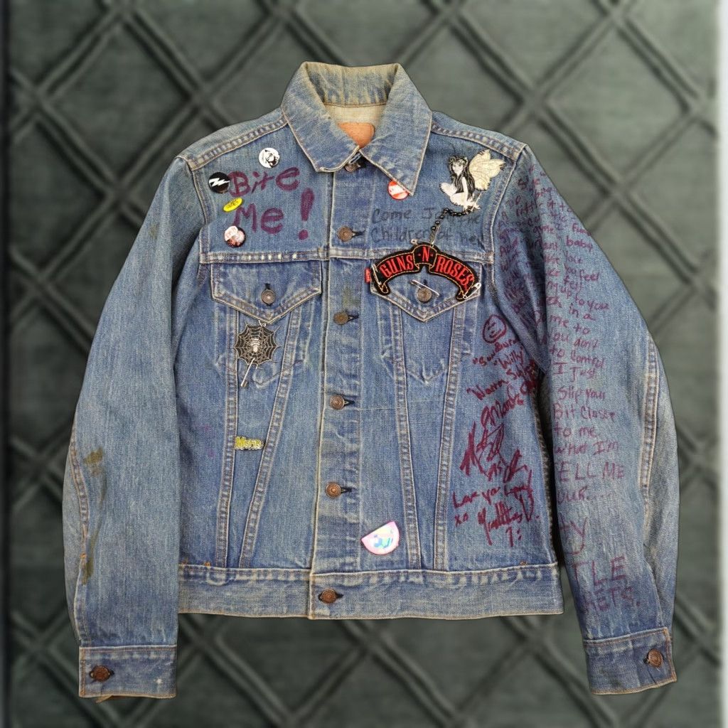 Levi's VINTAGE Levi's Trucker Jacket Mens Medium Blue Denim Band Patches 70s Metal Rock Punk 80s Concert Casual Mens Size US M / EU 48-50 / 2 - 1 Thumbnail