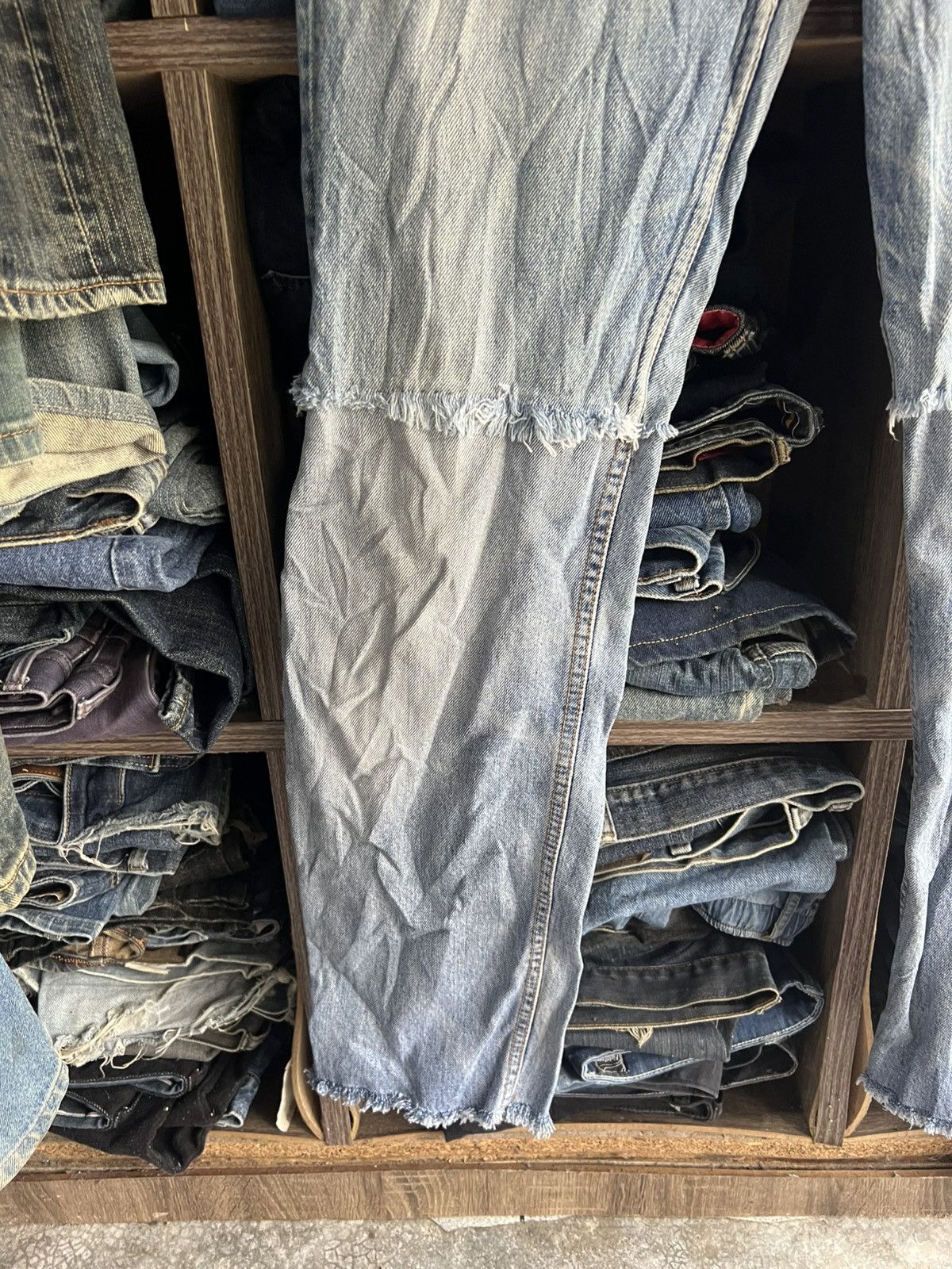 Levi's 🔥Vintage Levis 501 Distressed Denim Size US 28 / EU 44 - 4 Thumbnail