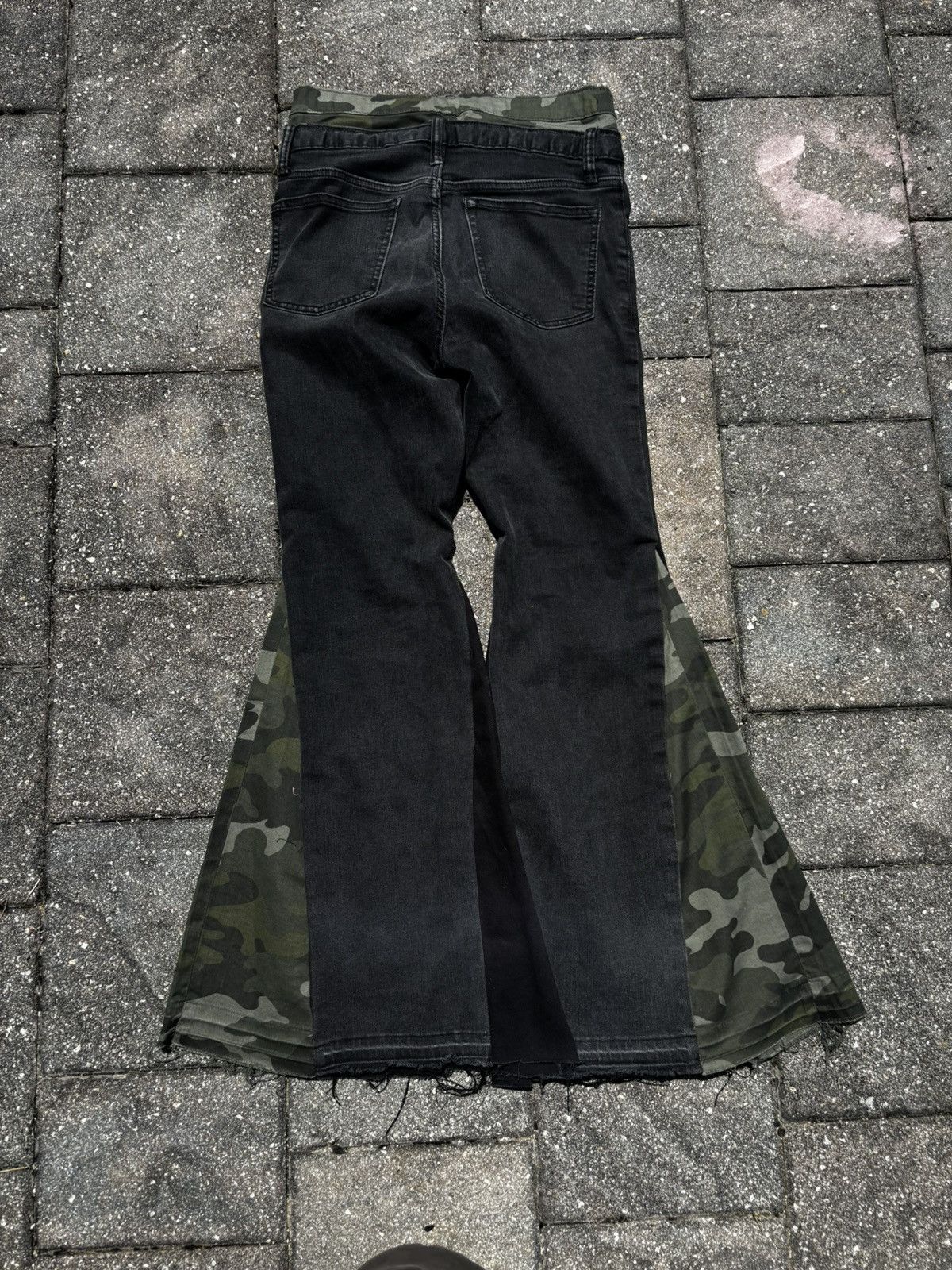 Vintage black camo flared double waist denim 1o1.. Size US 29 - 2 Thumbnail