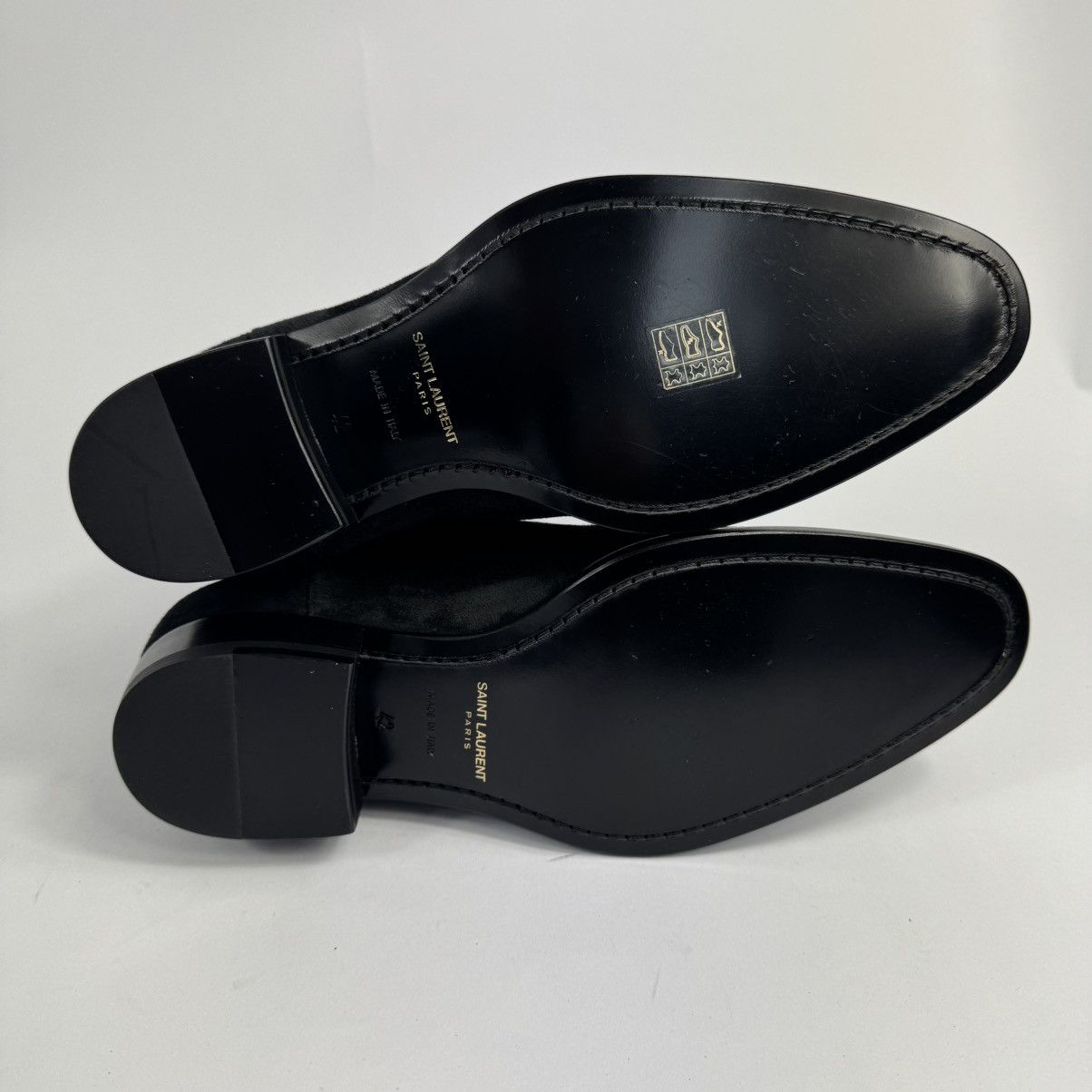 Saint Laurent Paris Suede Chelsea Boots Size US 9 / EU 42 - 9 Thumbnail