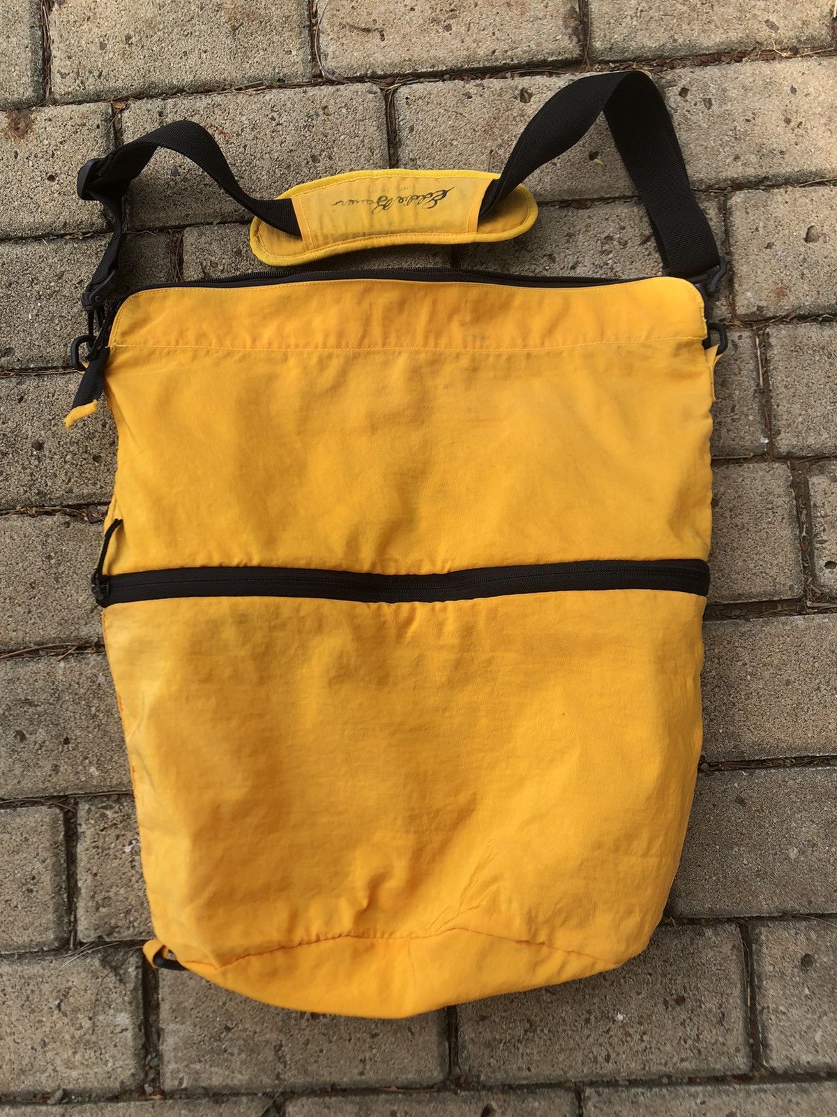 Eddie Bauer × Japanese Brand × Vintage Vintage eddie bauer expandable duffle bag Size ONE SIZE - 1 Thumbnail
