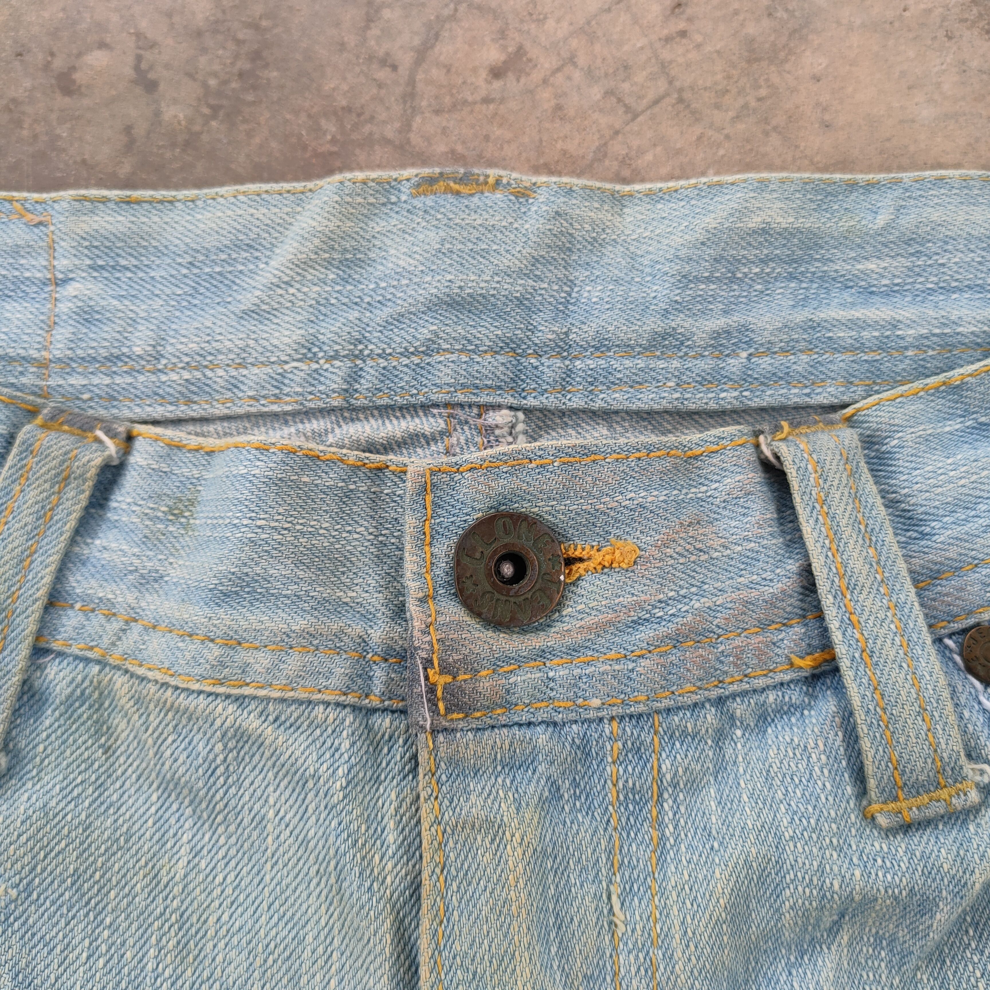 Japanese Brand VINTAGE CLONE DEVGRU PATCH RIPPED FADED JEANS PANTS Size US 33 - 7 Thumbnail