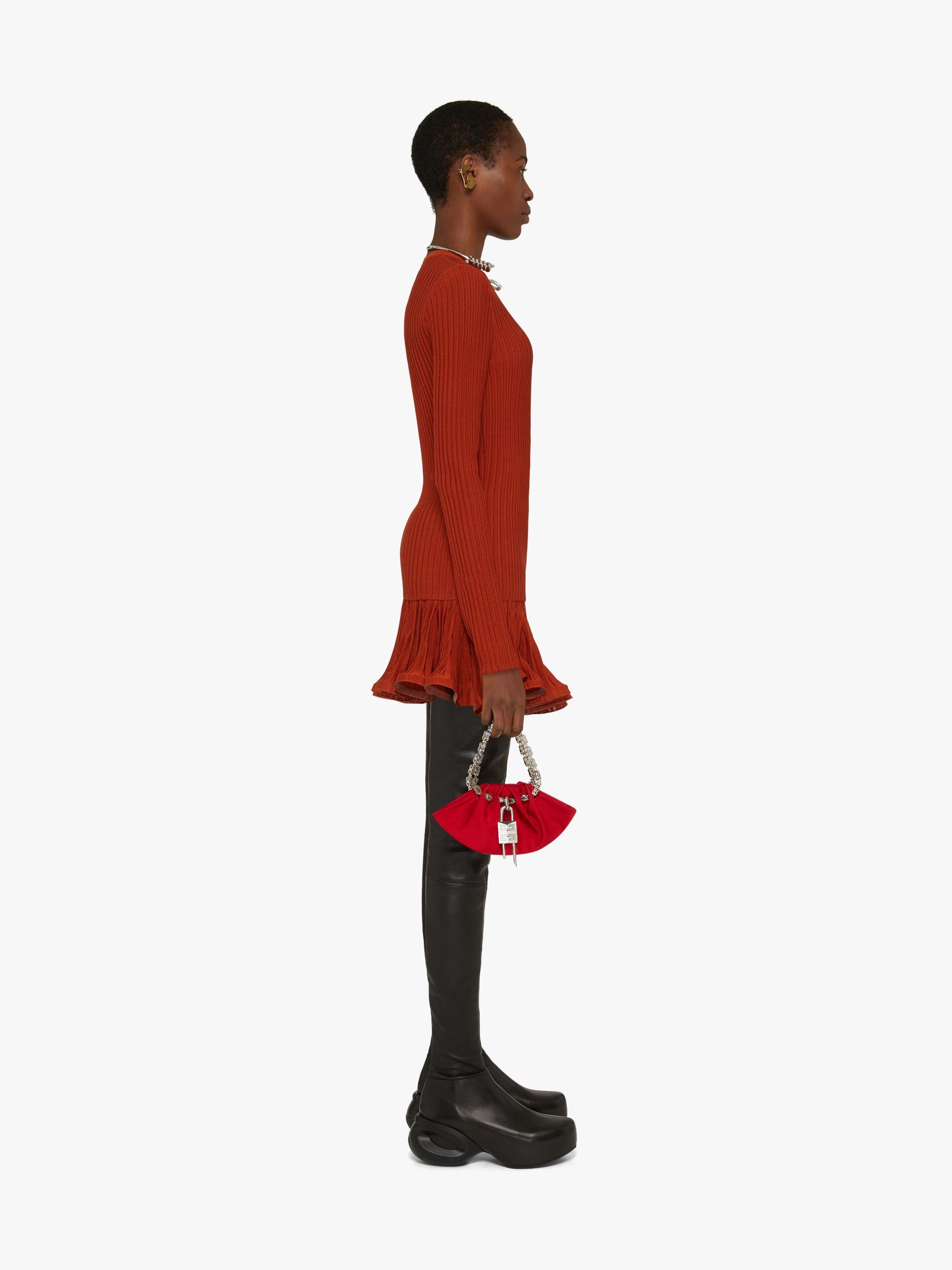 Givenchy o1y0925 Mini Skirt in Red Size 28" / US 6 / IT 42 - 3 Thumbnail