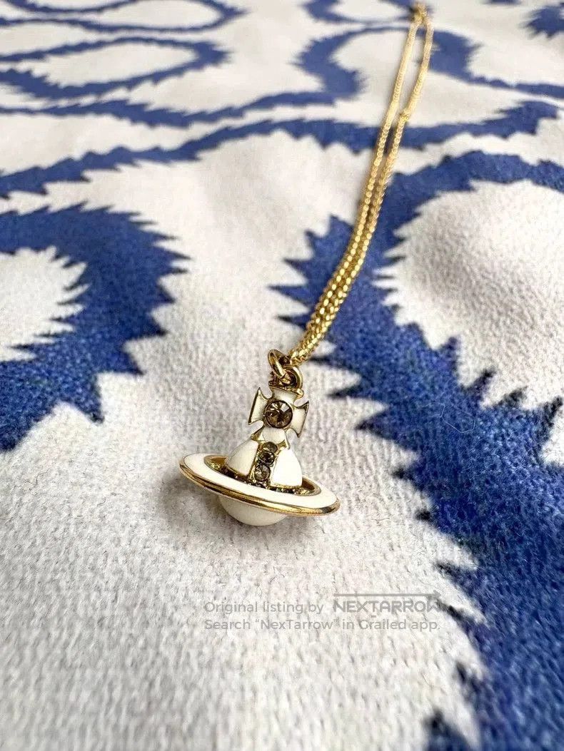 Vivienne Westwood Vivienne Westwood White Orb Necklace. Size ONE SIZE - 1 Thumbnail