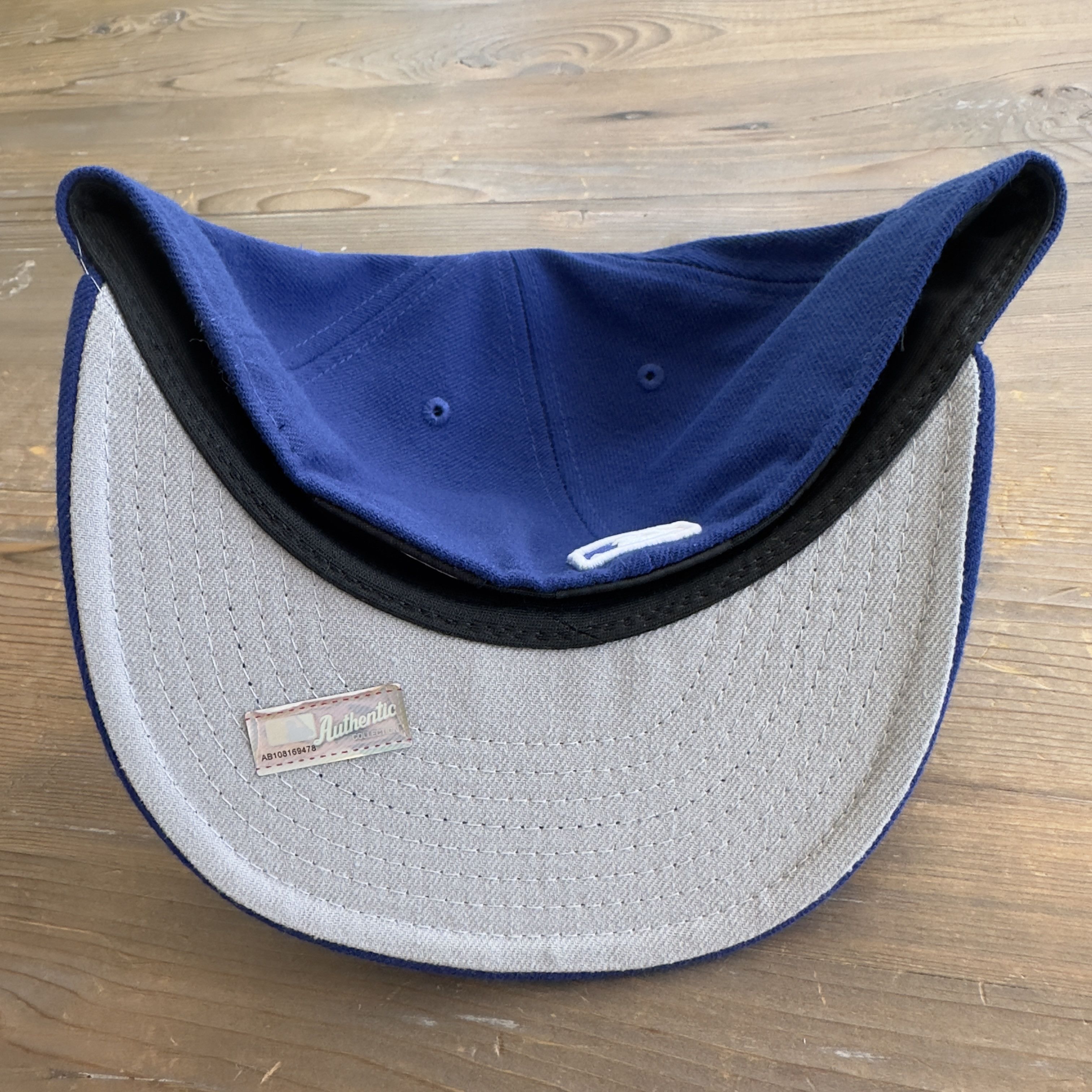 New Era Blue Button New York Mets New Era 59Fifty Fitted Hat 7 1/4 Size ONE SIZE - 6 Thumbnail