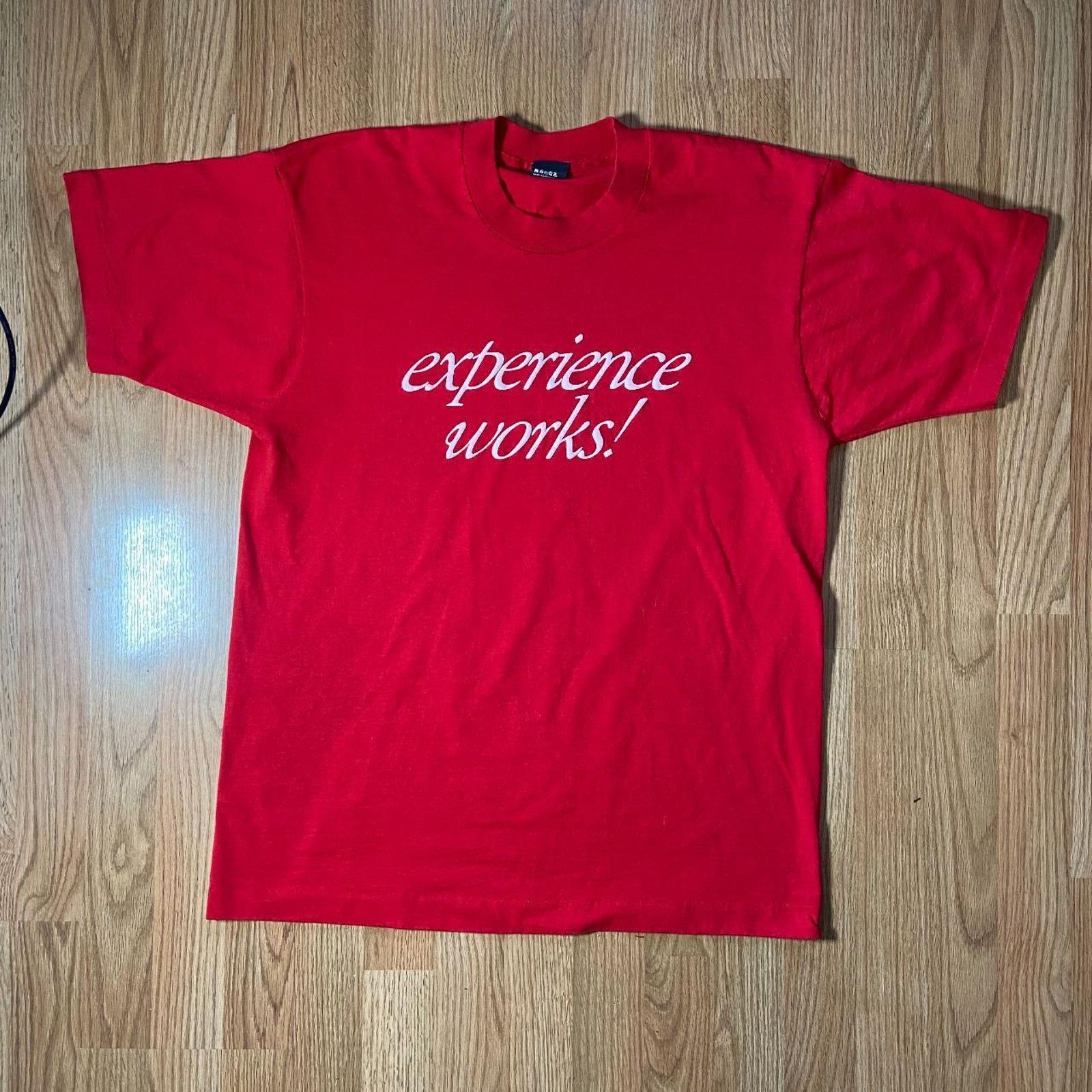 Other 90s red tee shirt experience Size US XL / EU 56 / 4 - 3 Thumbnail