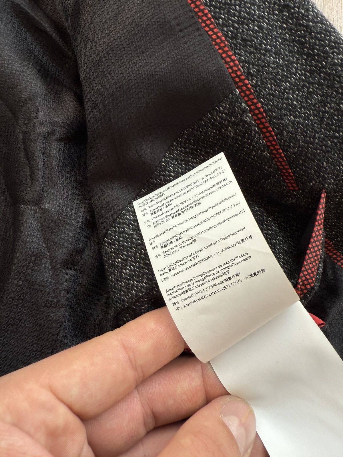 Hugo Boss Hugo Boss Gray Blazer With Black Sleeves Size 36R - 12 Thumbnail
