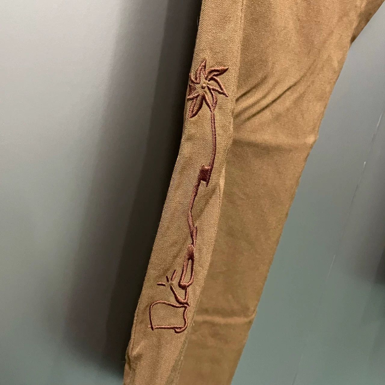Dior Dior x Travis Scott Brown Embroidered Pants Size US 30 / EU 46 - 2 Thumbnail