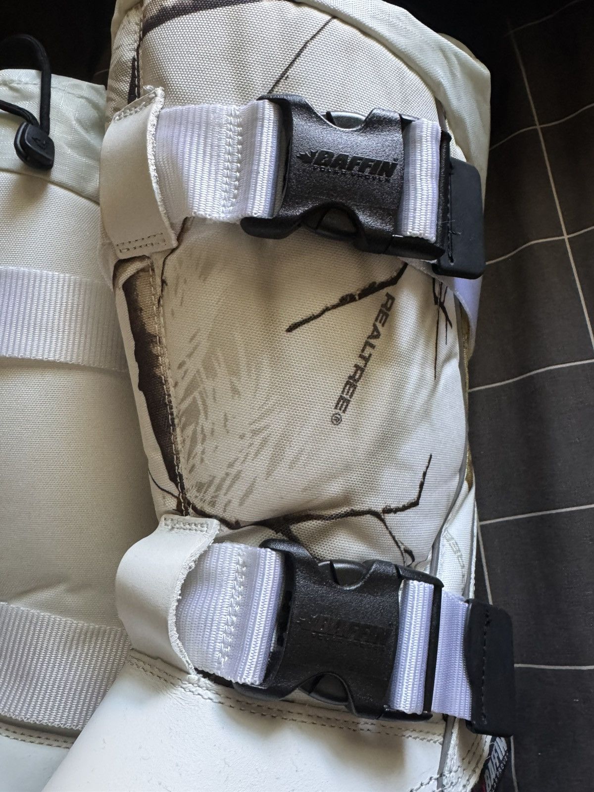 Other BAFFIN SNOW BOOTS Size US 9 / EU 42 - 6 Thumbnail