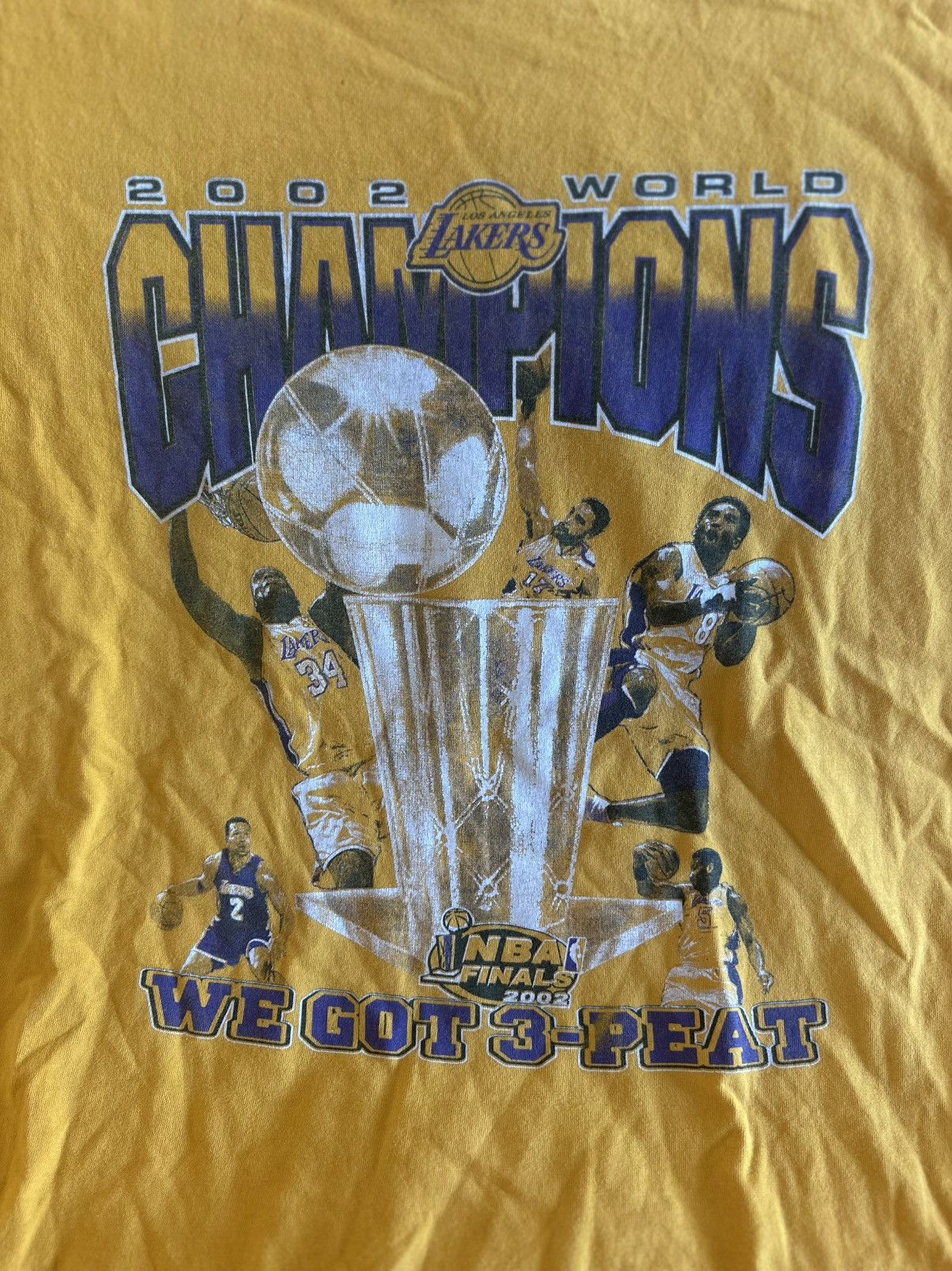 NBA Los Angeles Lakers Kobe Bryant Shaq 2002 World Champions Tee Size US XXL / EU 58 / 5 - 4 Thumbnail