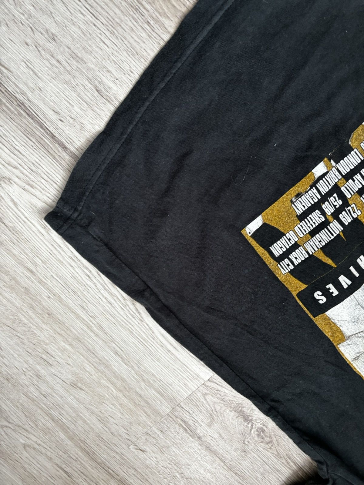 Other The Hives “Tyrannosaurus Hives” 2004 Tour T-Shirt S Grey Size US S / EU 44-46 / 1 - 7 Thumbnail