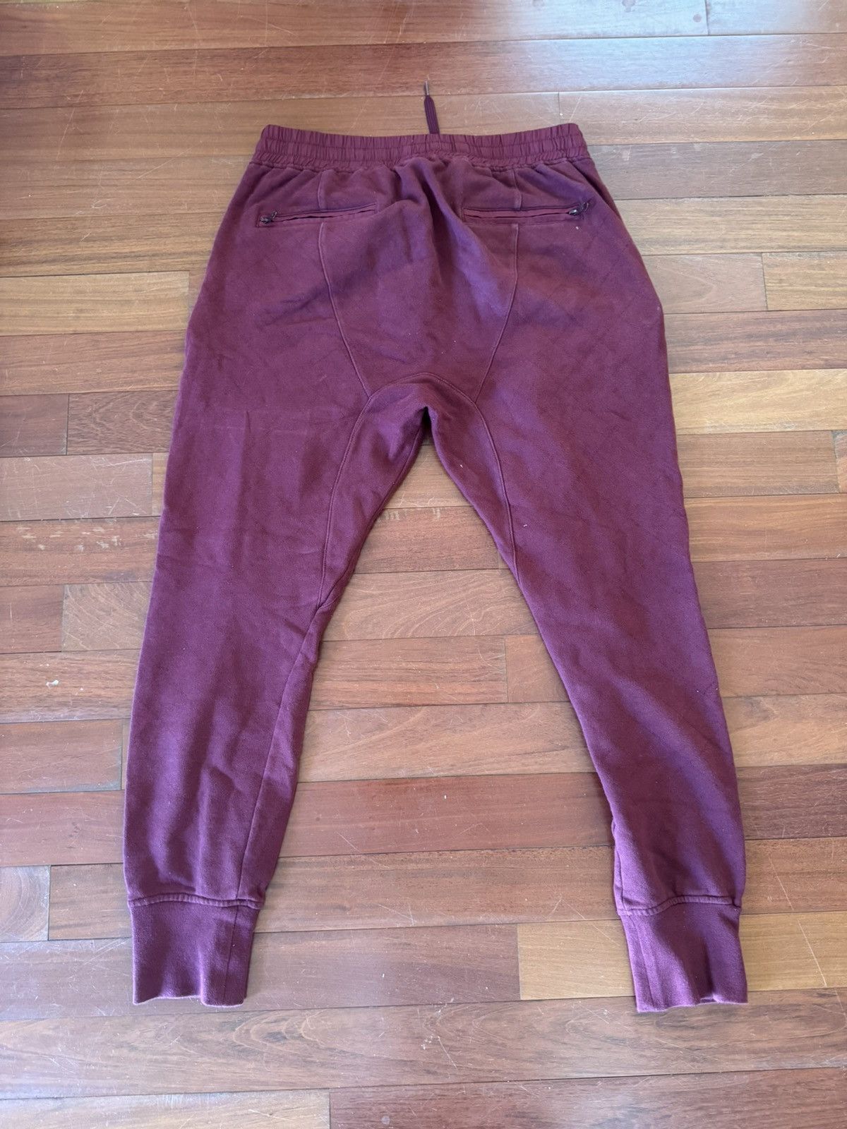 Kith Kith Quilted Bleeker Jogger Sweatpants Burgundy Size Medium Size US 31 - 2 Thumbnail