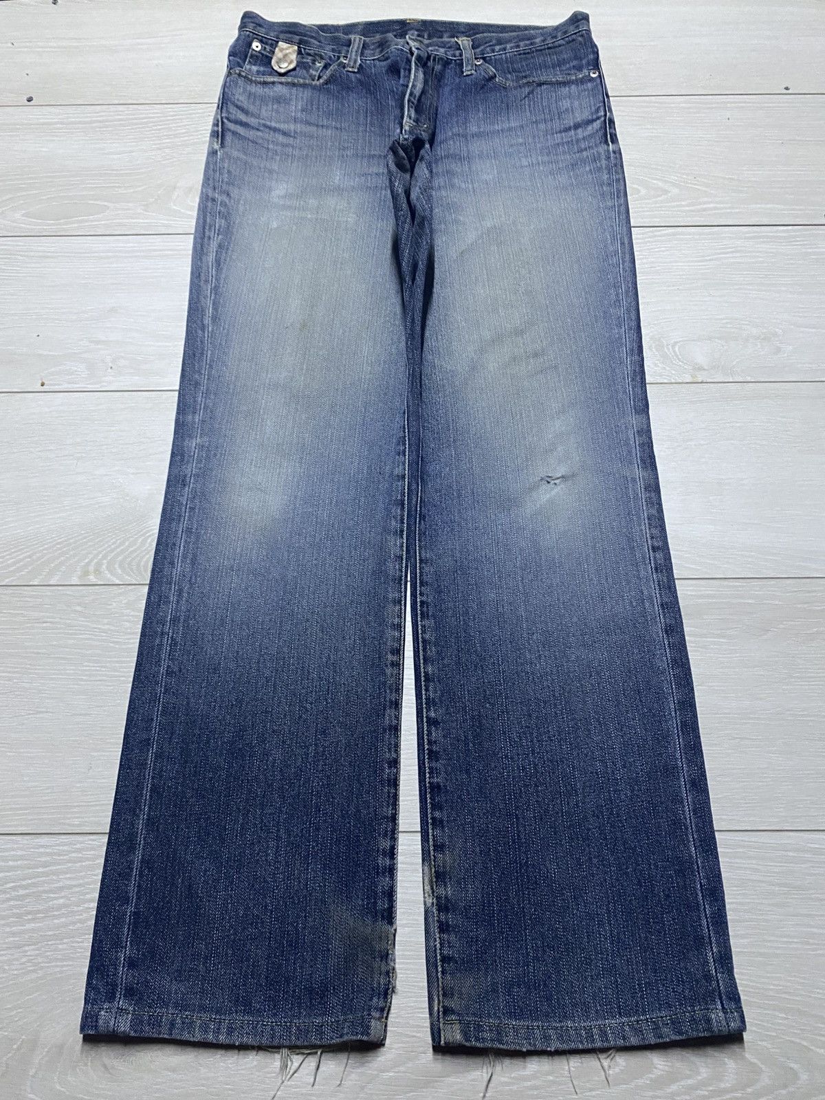 Burberry Vintage Burberry Blue Label Faded Wash Jeans Size US 32 / EU 48 - 1 Thumbnail