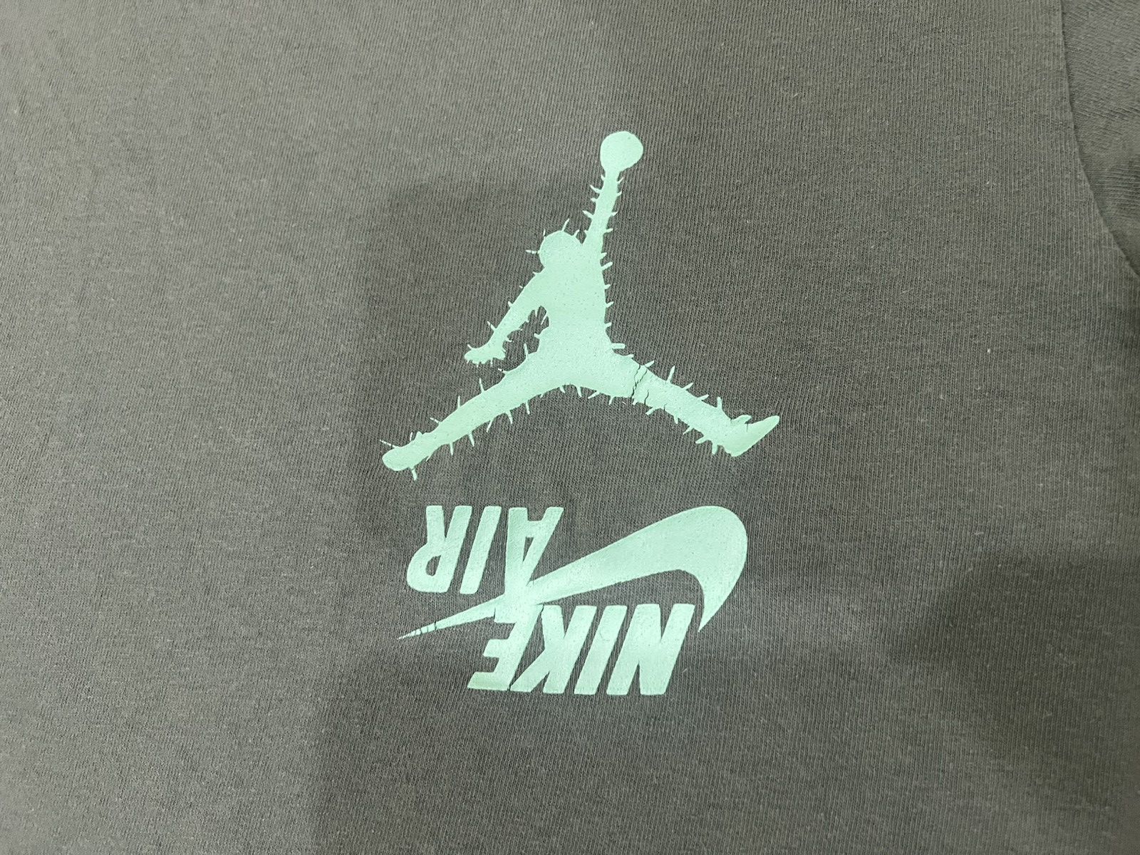 Nike × Travis Scott Travis Scott Nike Air Glow in the Dark Tee Size US M / EU 48-50 / 2 - 2 Thumbnail