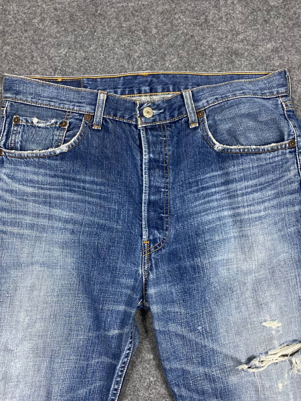Levi's vintage levis 501 distressed denim very nice design Size US 35 - 10 Thumbnail