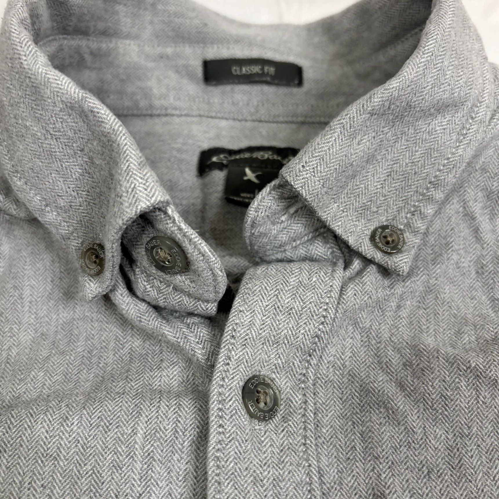 Eddie Bauer Eddie Bauer Button Down Gray Longsleeve Pocket Shirt Classic Fit Men L Large Size US L / EU 52-54 / 3 - 4 Thumbnail