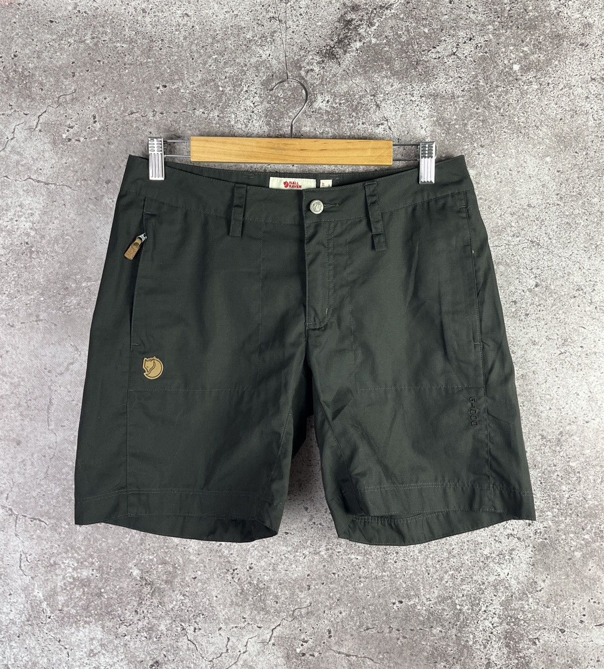 Fjallraven Abisko Shade Shorts W Dark Olive G-1000 Hiking Outdoor Women Size 26" / US 2 / IT 38 - 1 Thumbnail
