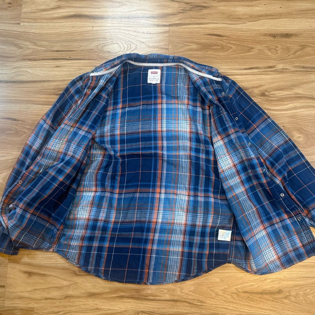 Levi's Levi’s Men’s XL Plaid Flannel Button Shirt Size US XL / EU 56 / 4 - 3 Thumbnail