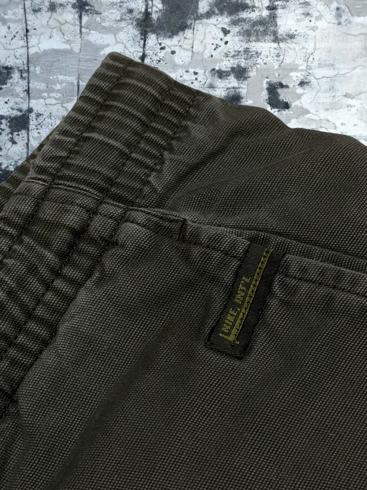 Nike Vintage Designer Nike Distressed Splash Work Casual Pant Size US 33 - 9 Thumbnail
