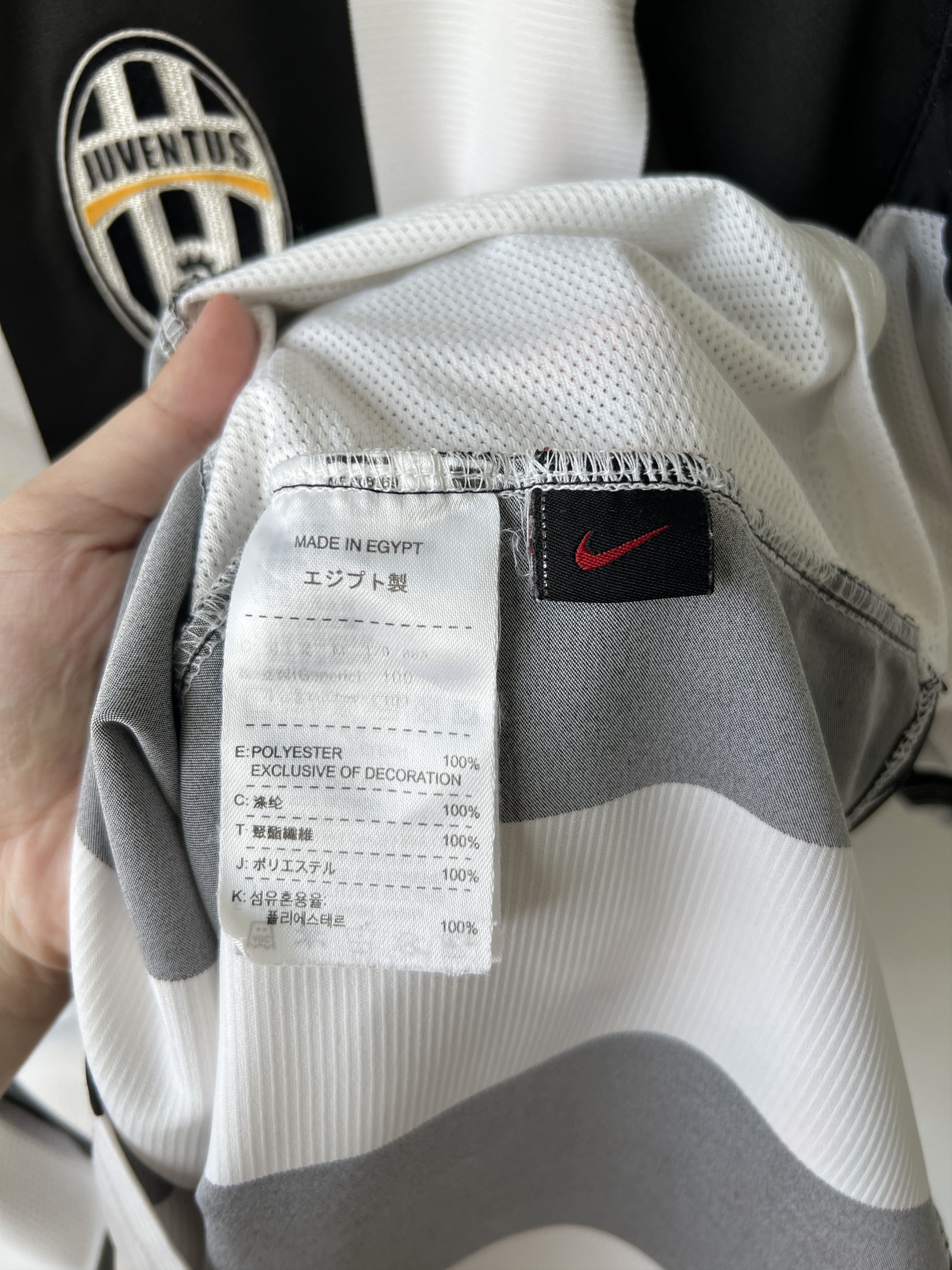 Nike (M) Juventus 2004-05 Home Kit Nedved #11 Size US M / EU 48-50 / 2 - 4 Thumbnail