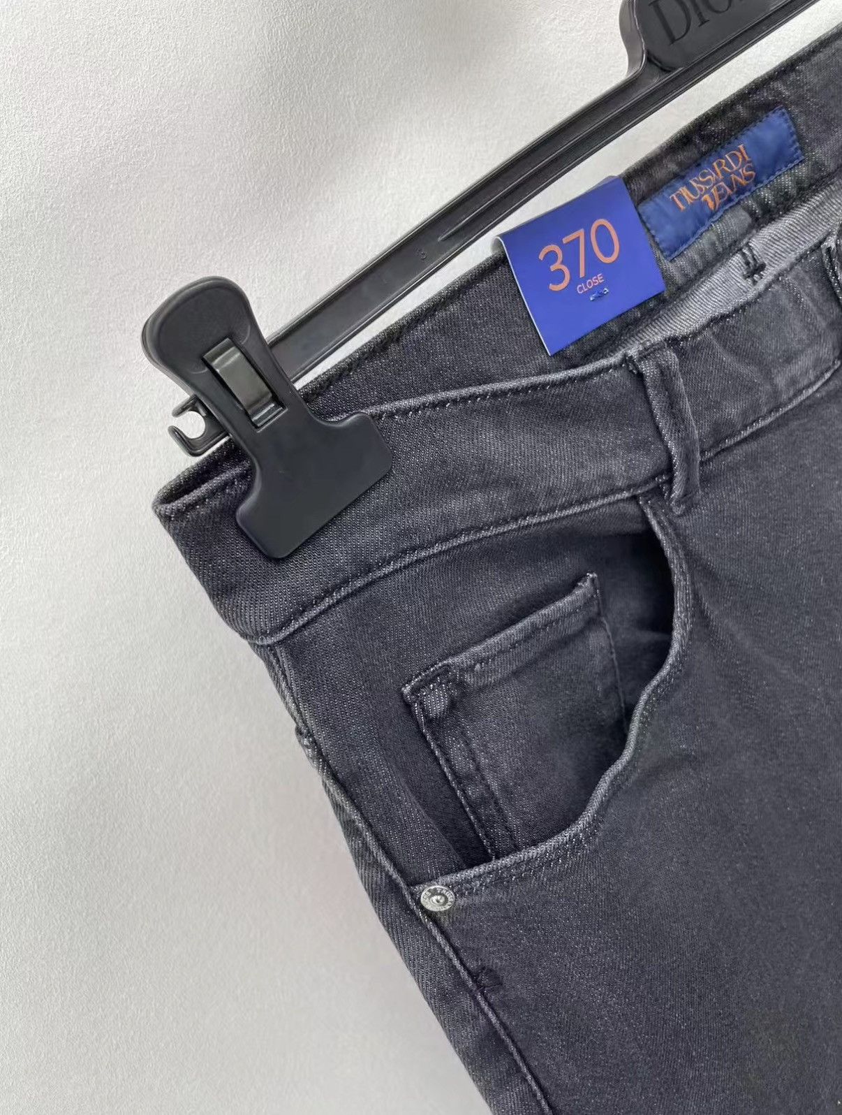 Trussardi Trussardi 370 Series Stretch Slim Fit Jeans J30 Size US 30 / EU 46 - 3 Thumbnail