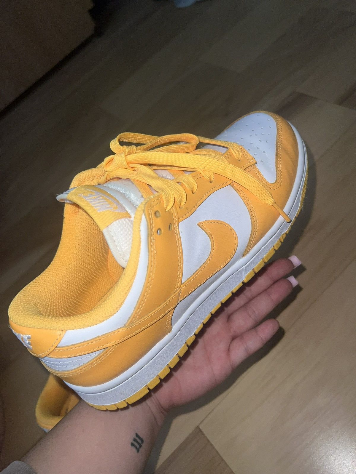 Nike Nike Dunks in Laser Orange Size US 7.5 / IT 37.5 - 5 Thumbnail