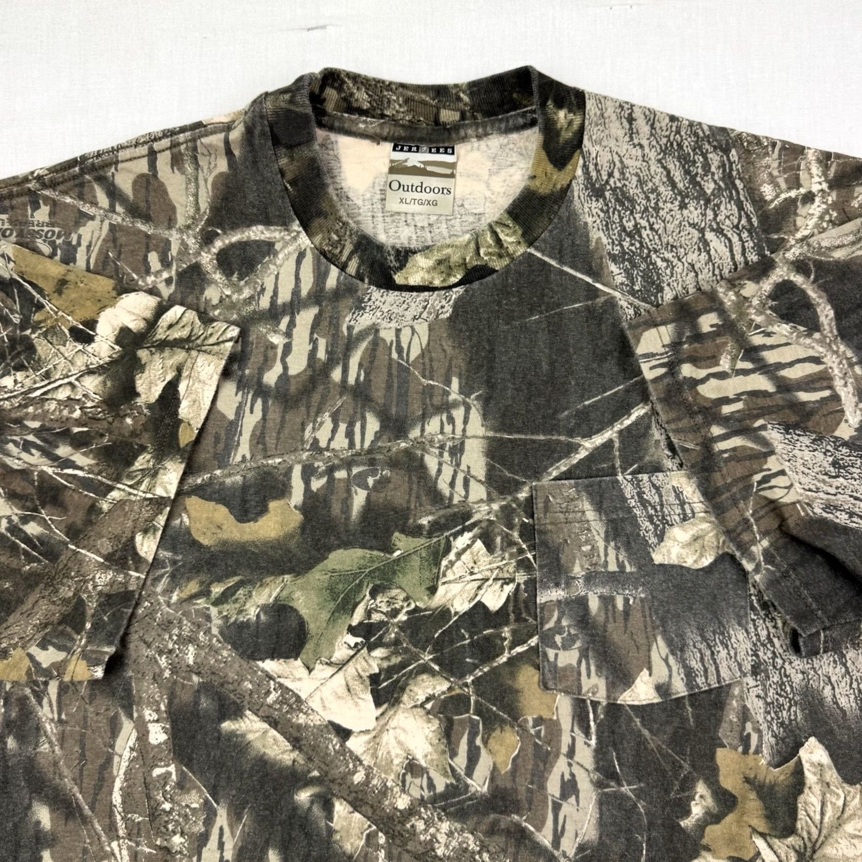Jerzees VINTAGE Jerzees Realtree Camo Pocket T Shirt Adult XL Outdoors USA Shirt Mens XS? Size US XL / EU 56 / 4 - 2 Thumbnail