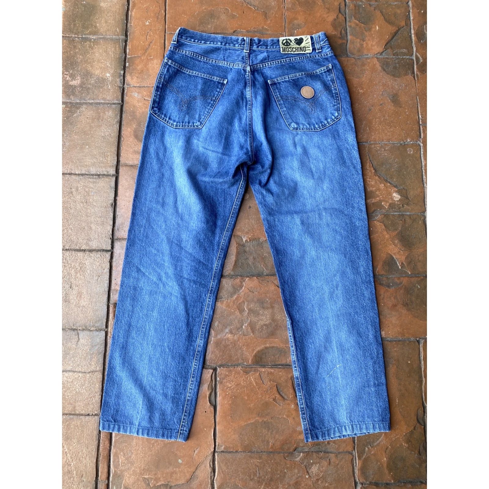 Moschino VINTAGE Moschino Peace Sign Jeans Denim 90s Button Fly Dark Washed 36 Mens Europe Italy Regular Size US 36 / EU 52 - 6 Thumbnail
