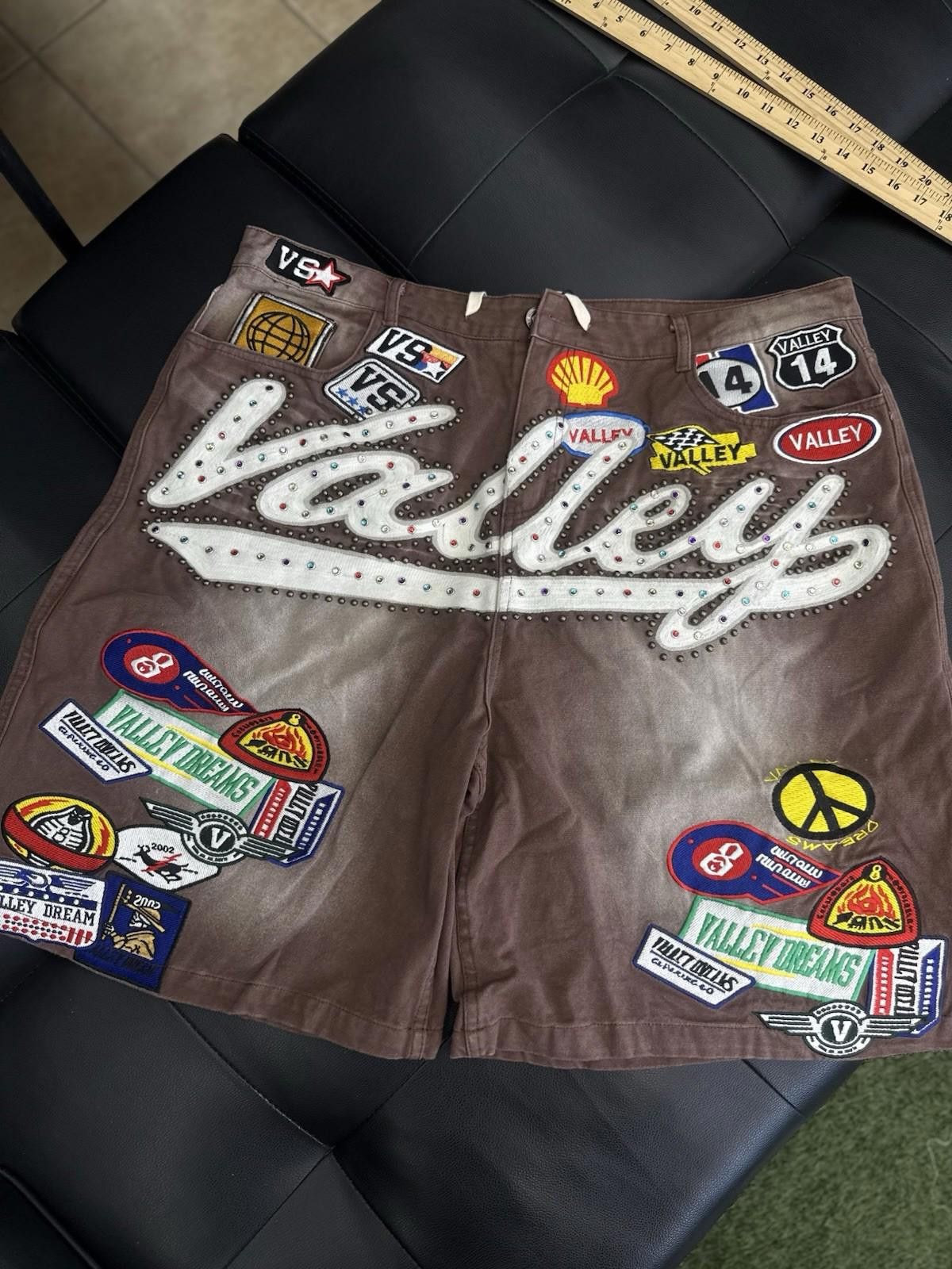 Vale Valley Brown Denim Patchwork Shorts Size 38 (Brand New) Size US 38 / EU 54 - 5 Thumbnail