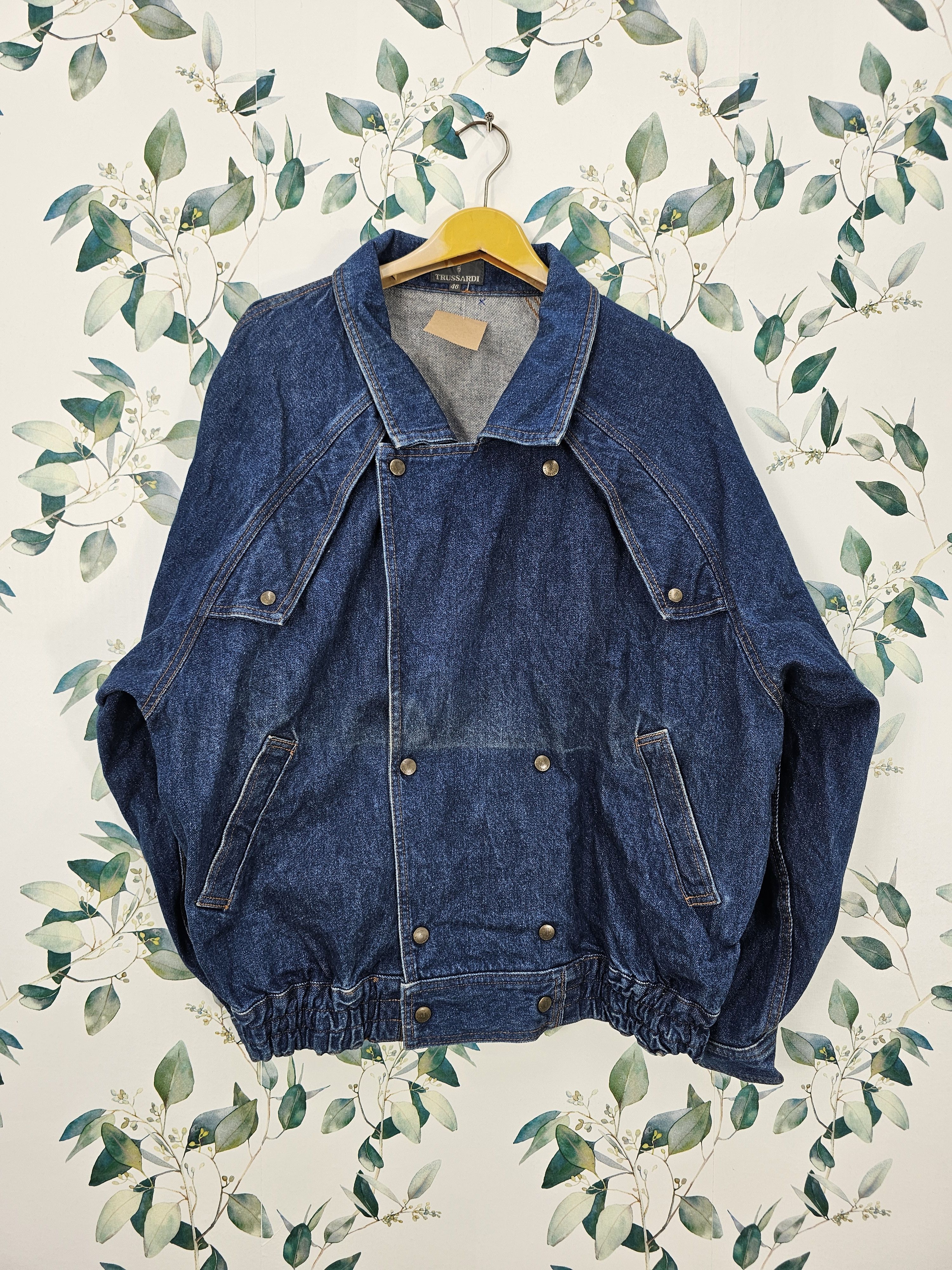 Trussardi Vintage TRUSSARDI Spellout Bomber Denim Jacket J0116 Size US L / EU 52-54 / 3 - 1 Thumbnail