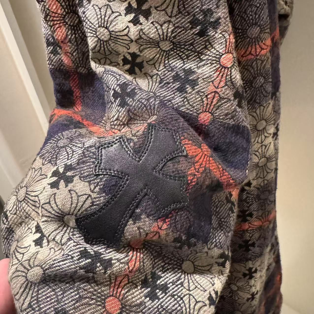 Chrome Hearts Chrome hearts 1 of 1 jacquard cross patches flannel sz xxl Size US XXL / EU 58 / 5 - 14 Thumbnail