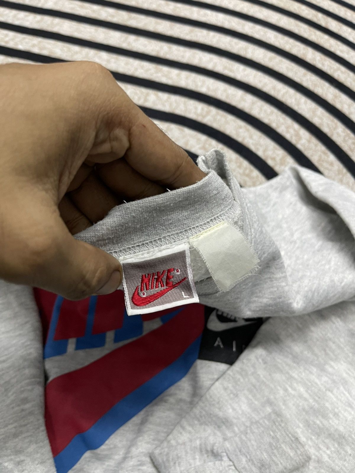Nike 80s NIKE AIR CREWNECK BIG LOGO Size US M / EU 48-50 / 2 - 8 Thumbnail