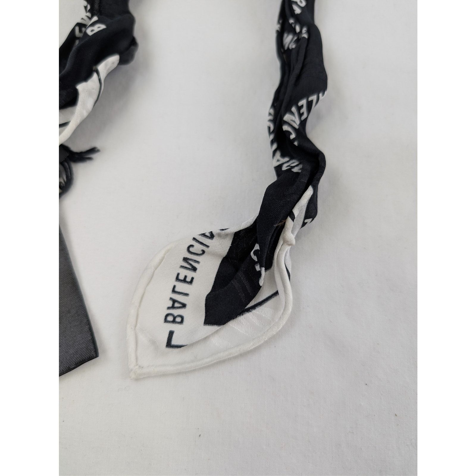 Balenciaga o1rshd1 Q:2/OS/ SC All Over Cropped Jacquard BB Monogram Tie Size ONE SIZE - 3 Thumbnail